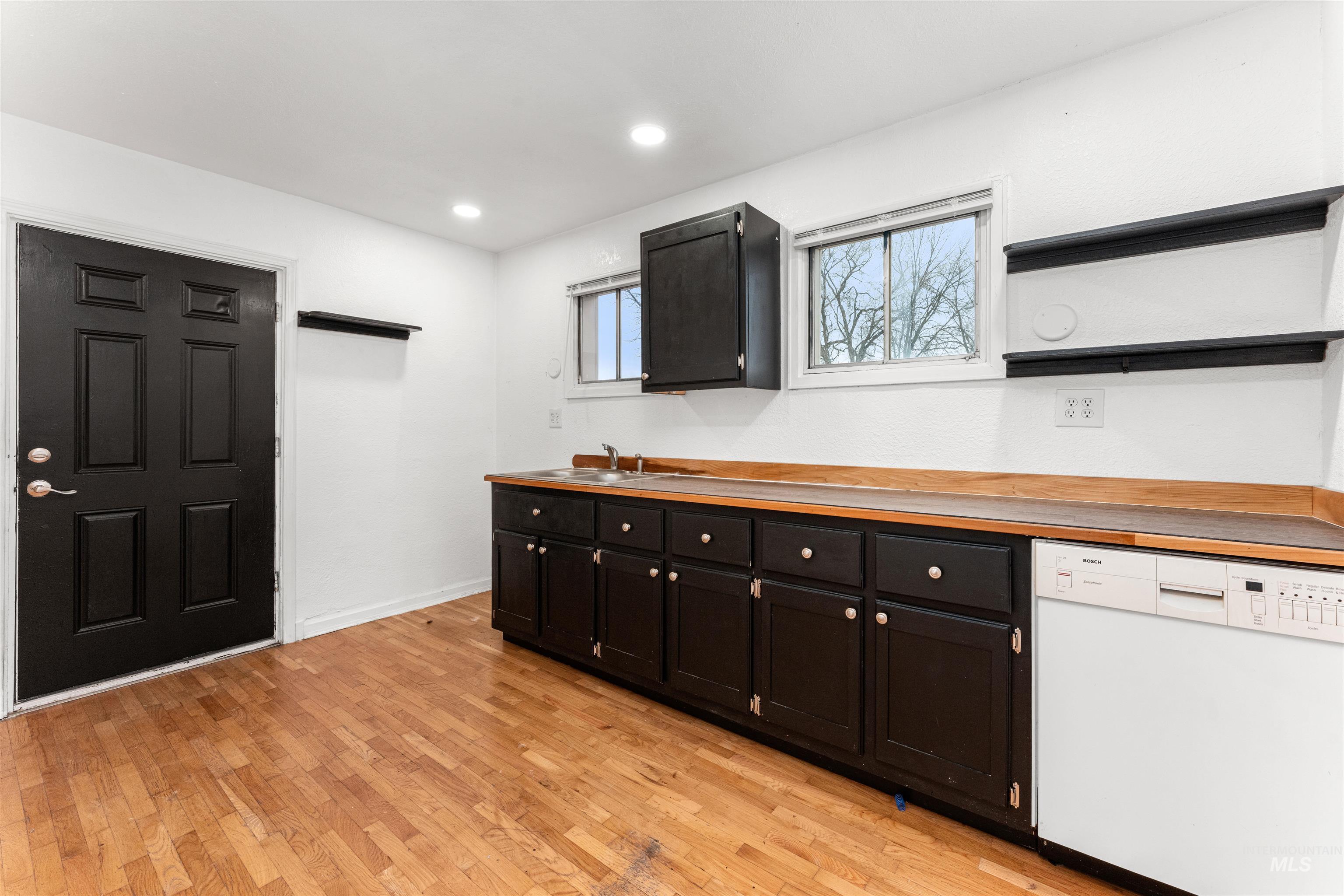 424 3rd St S, Nampa, Idaho 83651, Business/Commercial For Sale, Price $100,000,MLS 98971518