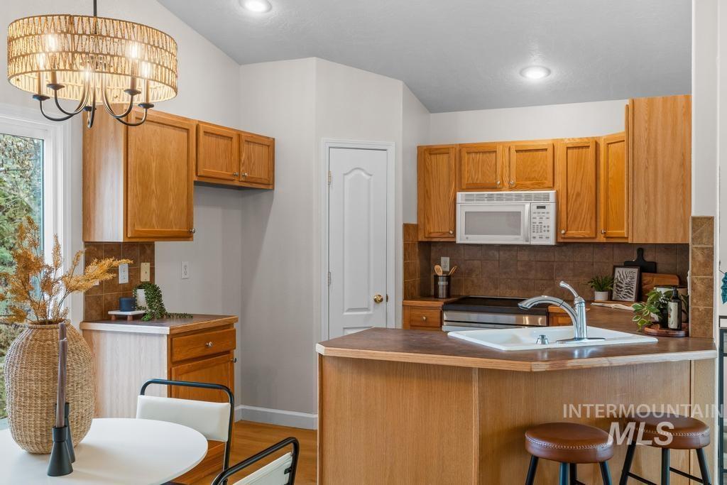 11412 W Olympus Ct, Boise, Idaho 83713, 3 Bedrooms, 2 Bathrooms, Residential For Sale, Price $399,900,MLS 98971521