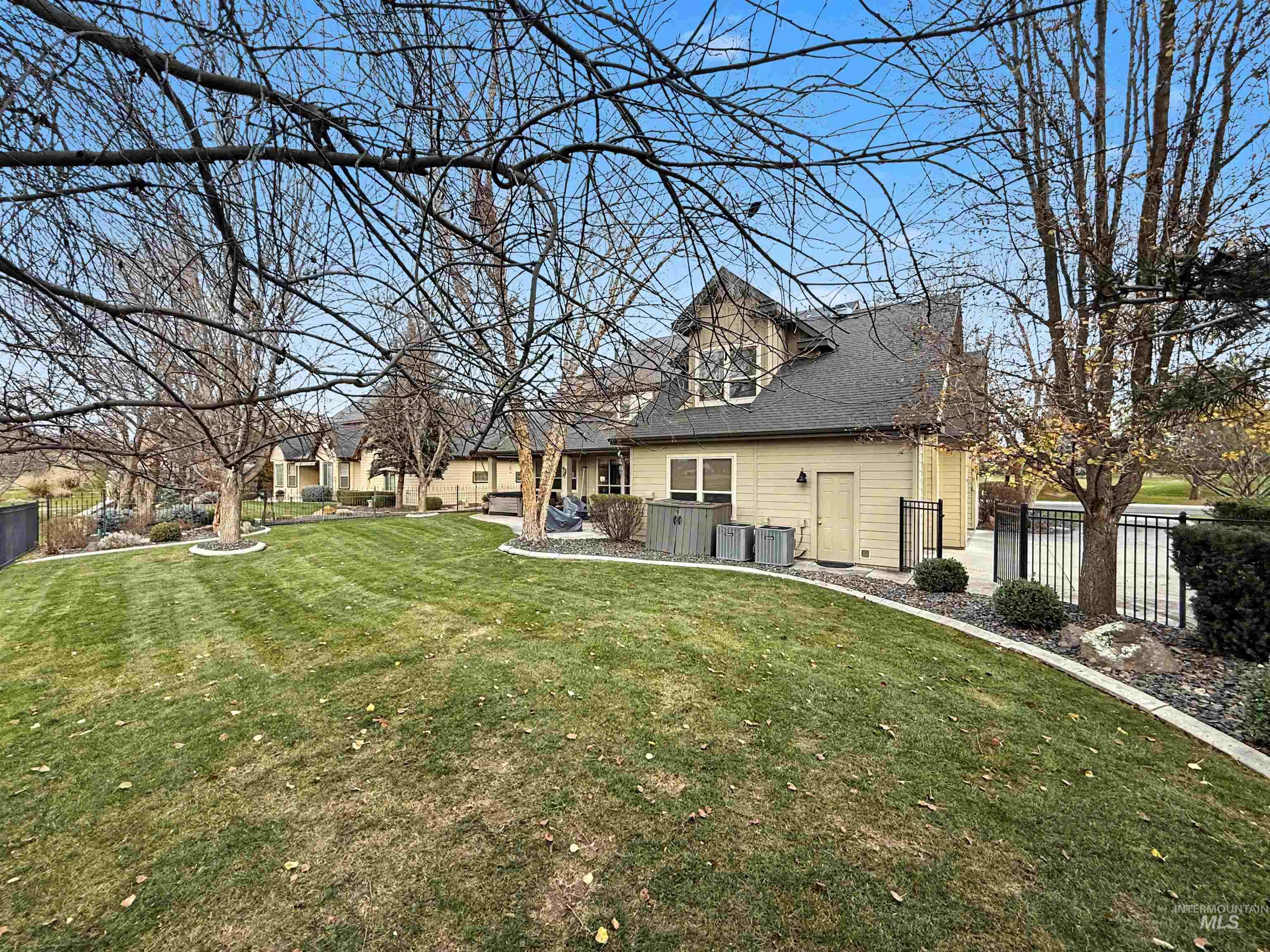 2425 S Chipper Way, Eagle, Idaho 83616, 4 Bedrooms, 3.5 Bathrooms, Residential For Sale, Price $1,379,999,MLS 98971523