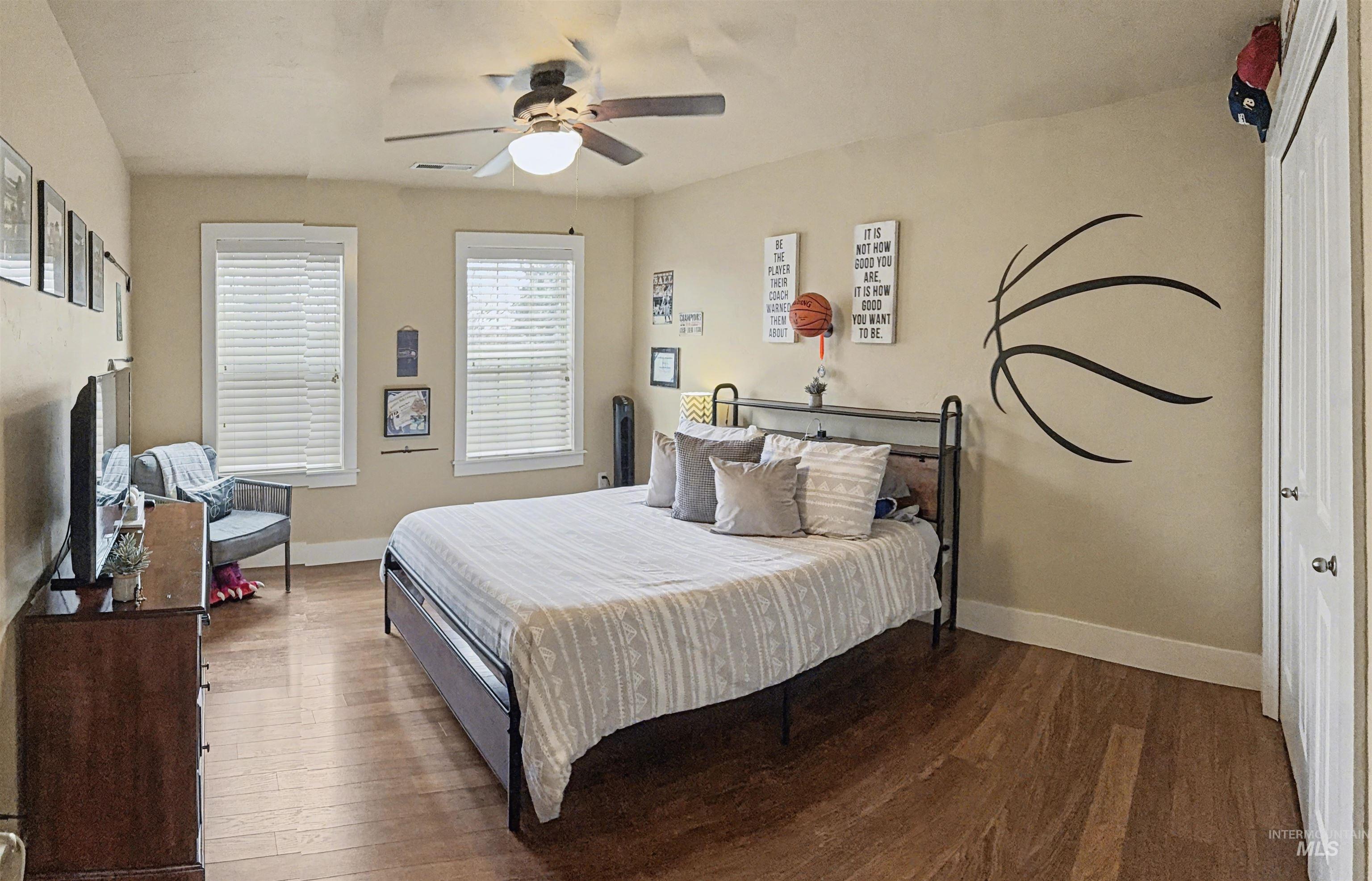 2425 S Chipper Way, Eagle, Idaho 83616, 4 Bedrooms, 3.5 Bathrooms, Residential For Sale, Price $1,379,999,MLS 98971523