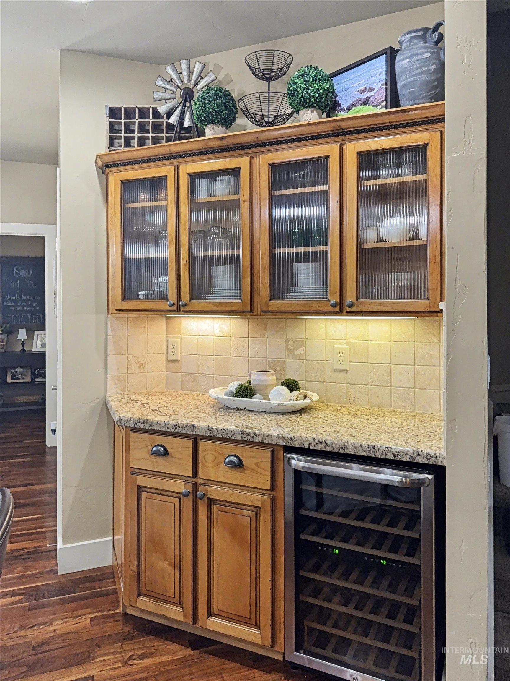 2425 S Chipper Way, Eagle, Idaho 83616, 4 Bedrooms, 3.5 Bathrooms, Residential For Sale, Price $1,379,999,MLS 98971523