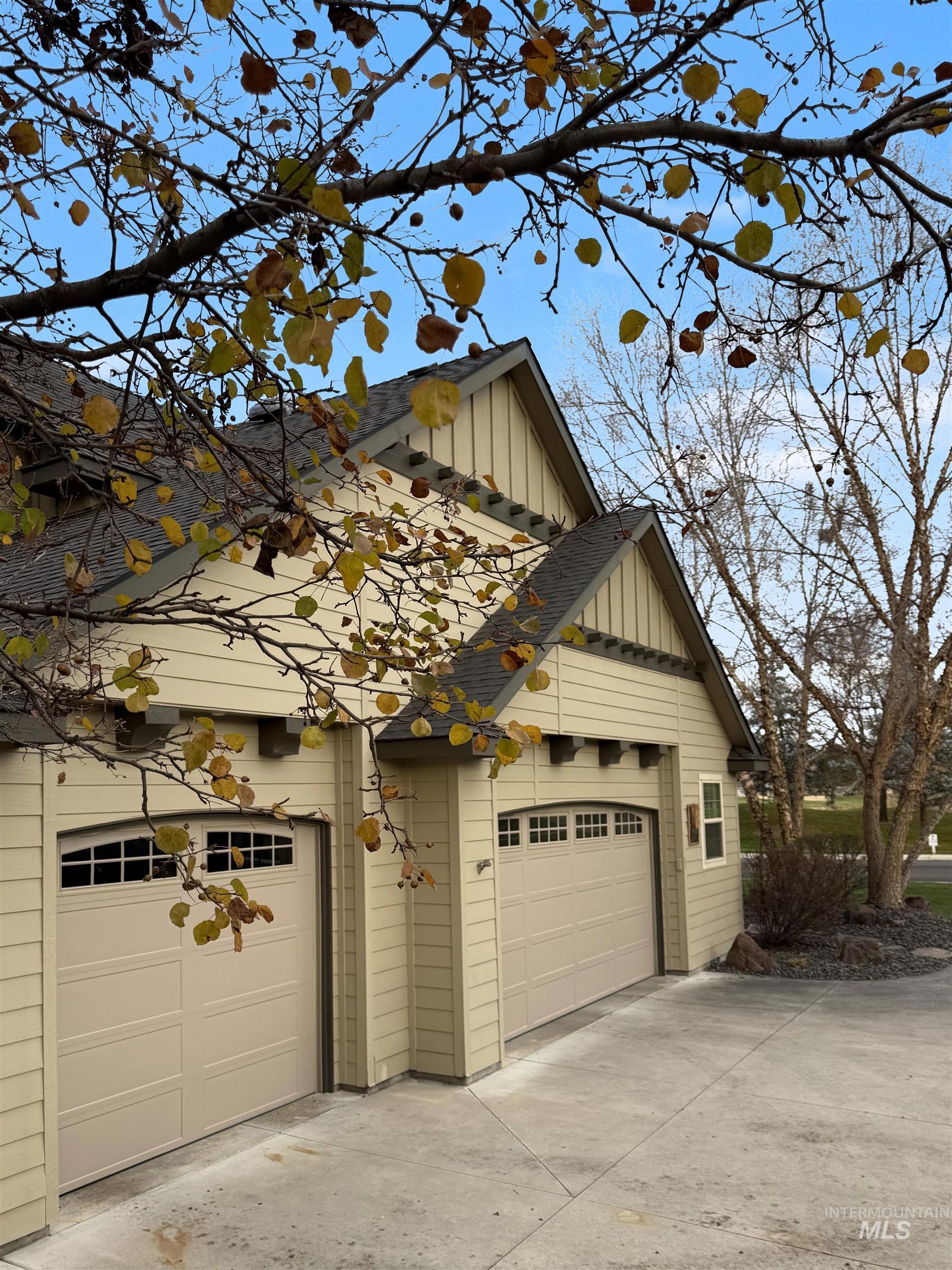 2425 S Chipper Way, Eagle, Idaho 83616, 4 Bedrooms, 3.5 Bathrooms, Residential For Sale, Price $1,379,999,MLS 98971523