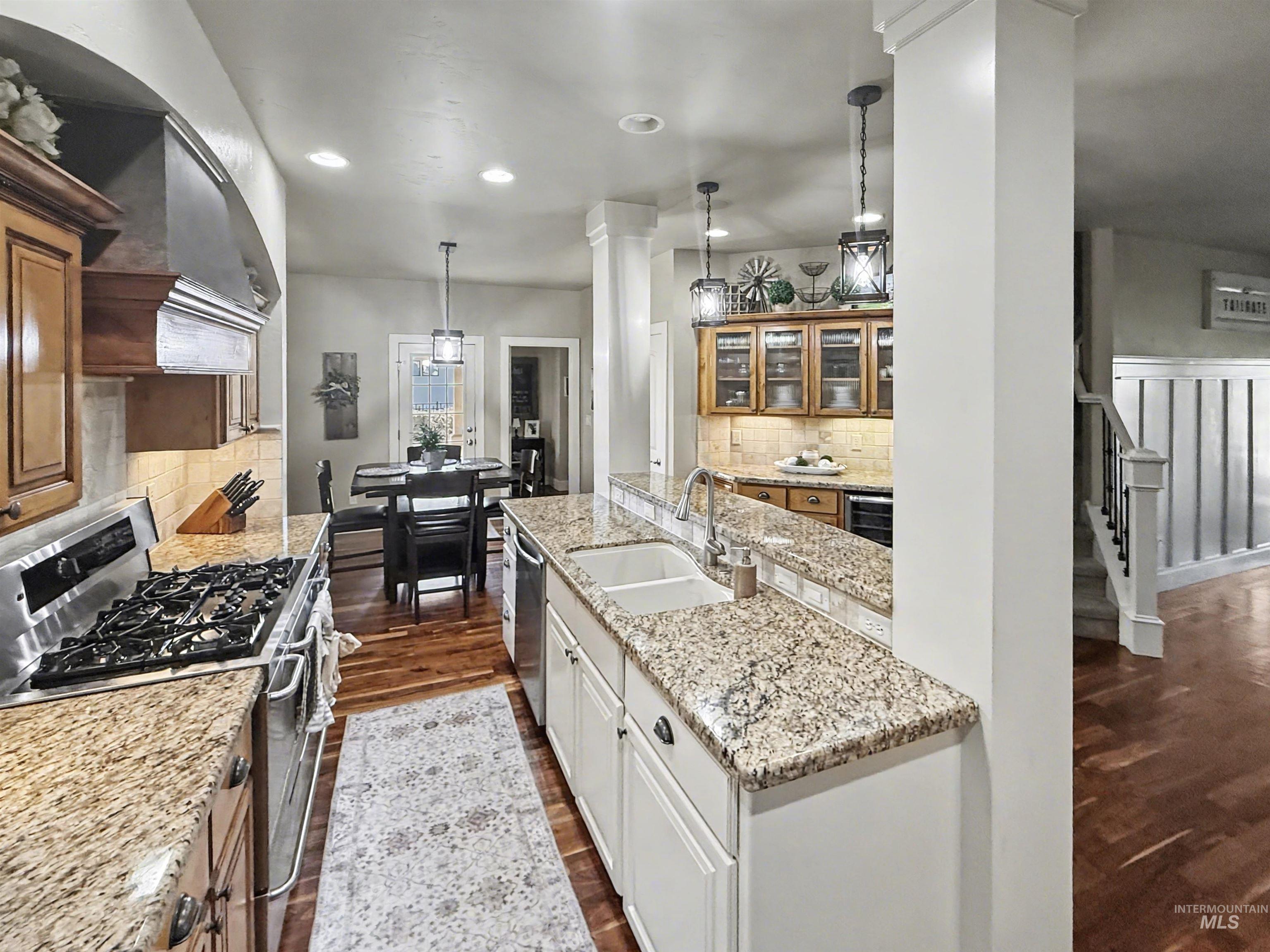 2425 S Chipper Way, Eagle, Idaho 83616, 4 Bedrooms, 3.5 Bathrooms, Residential For Sale, Price $1,379,999,MLS 98971523