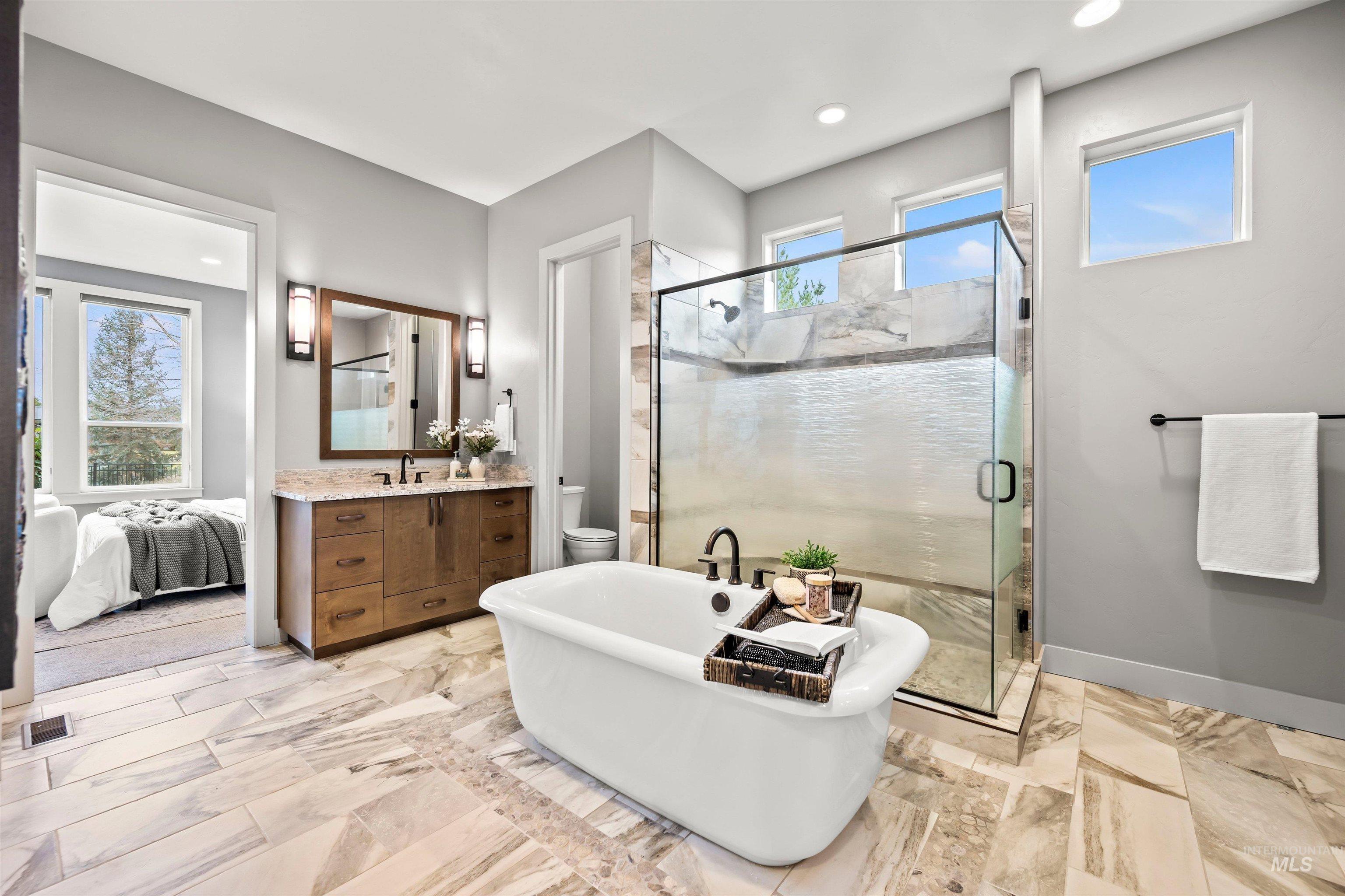 3022 S Creek Pointe Lane, Eagle, Idaho 83616, 5 Bedrooms, 4.5 Bathrooms, Residential For Sale, Price $1,400,000,MLS 98971524