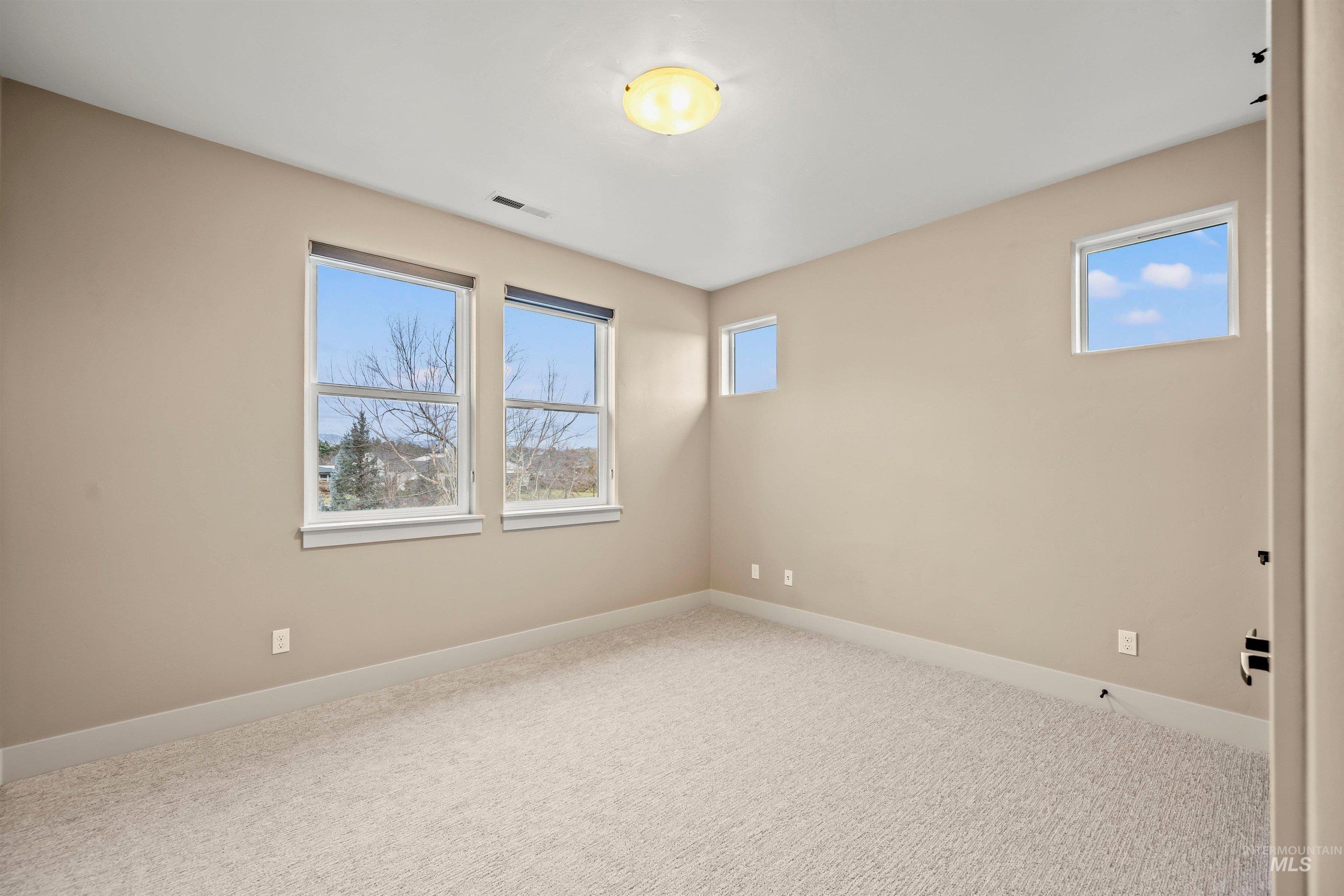 3022 S Creek Pointe Lane, Eagle, Idaho 83616, 5 Bedrooms, 4.5 Bathrooms, Residential For Sale, Price $1,400,000,MLS 98971524