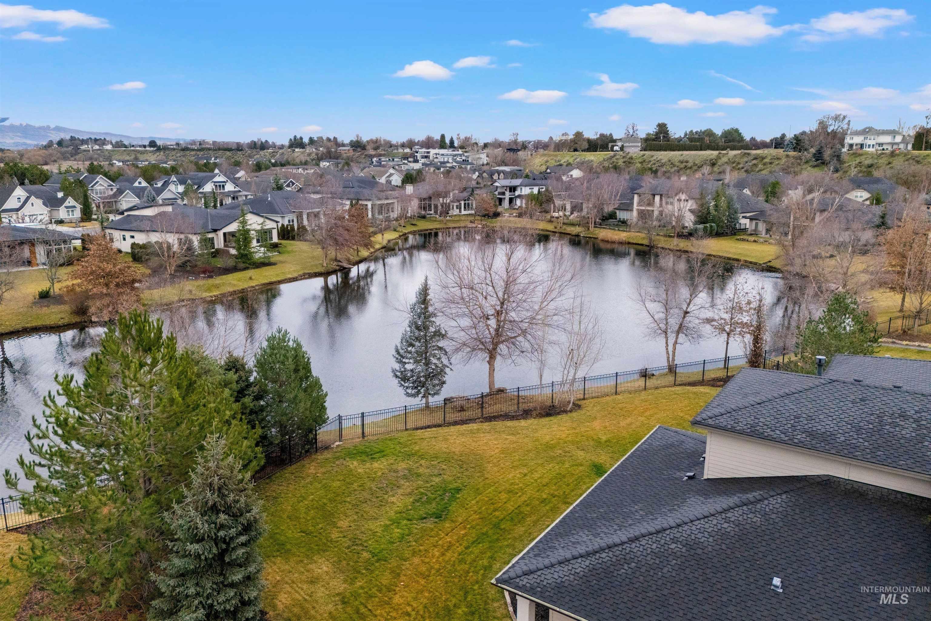 3022 S Creek Pointe Lane, Eagle, Idaho 83616, 5 Bedrooms, 4.5 Bathrooms, Residential For Sale, Price $1,400,000,MLS 98971524