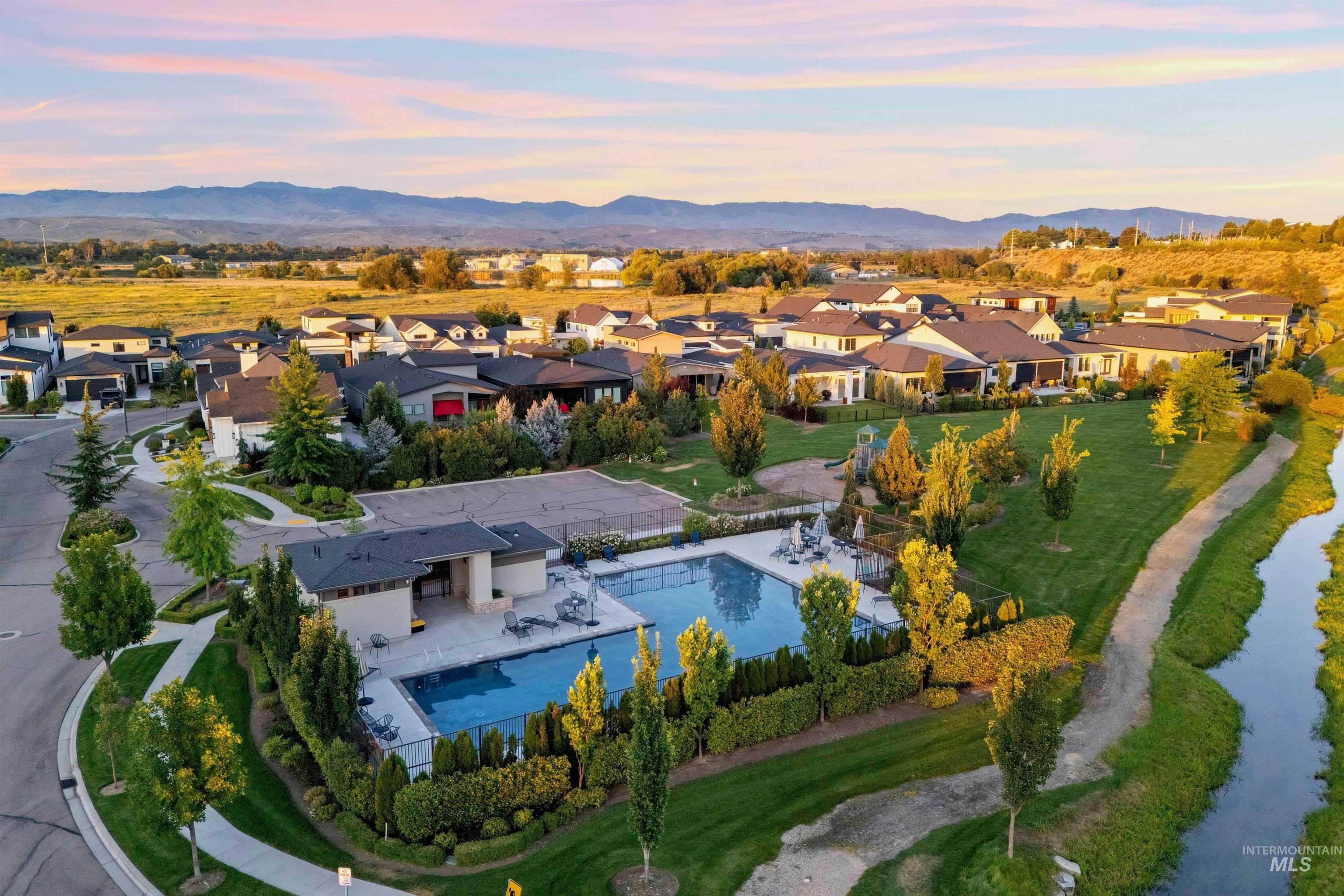 3022 S Creek Pointe Lane, Eagle, Idaho 83616, 5 Bedrooms, 4.5 Bathrooms, Residential For Sale, Price $1,400,000,MLS 98971524