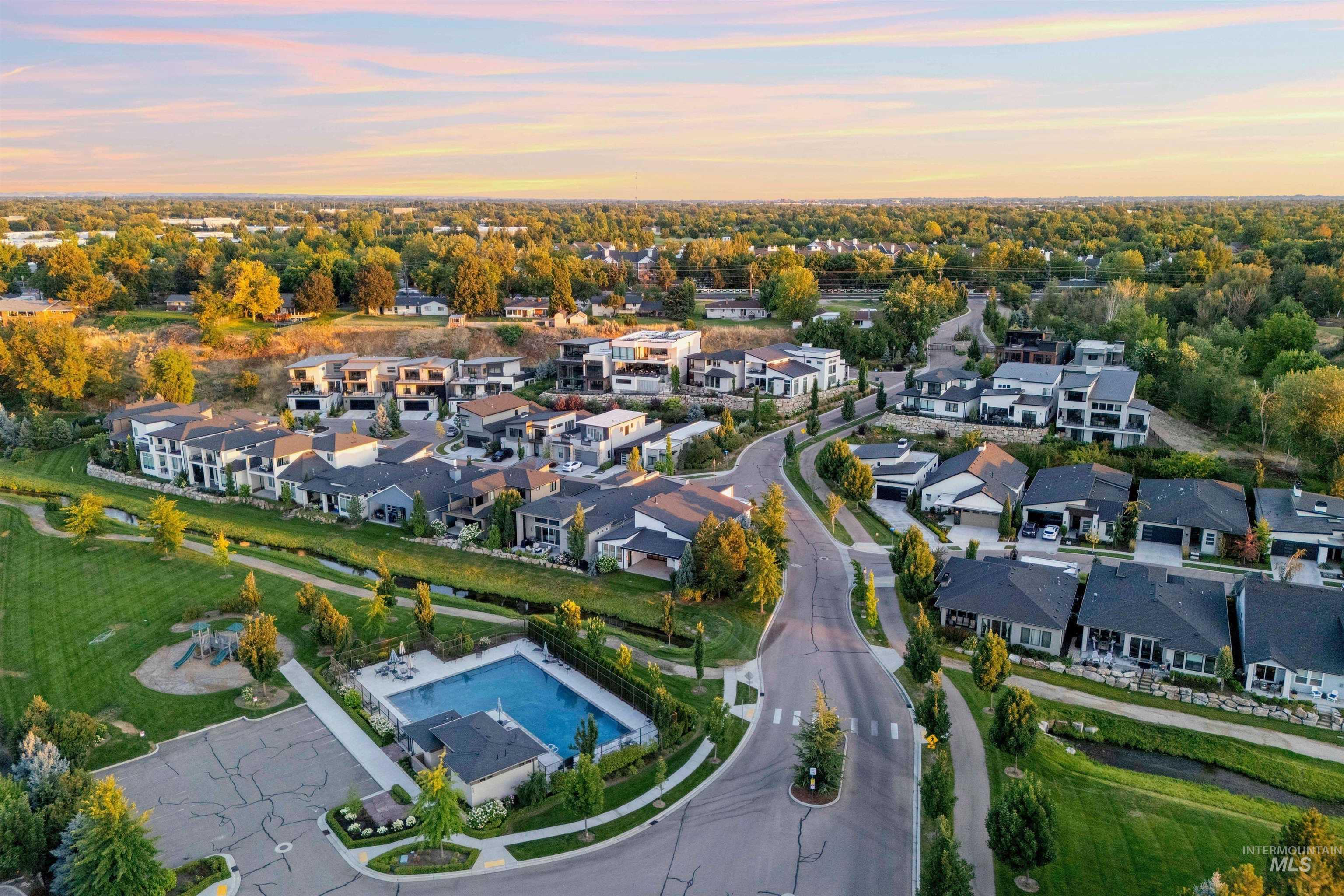 3022 S Creek Pointe Lane, Eagle, Idaho 83616, 5 Bedrooms, 4.5 Bathrooms, Residential For Sale, Price $1,400,000,MLS 98971524