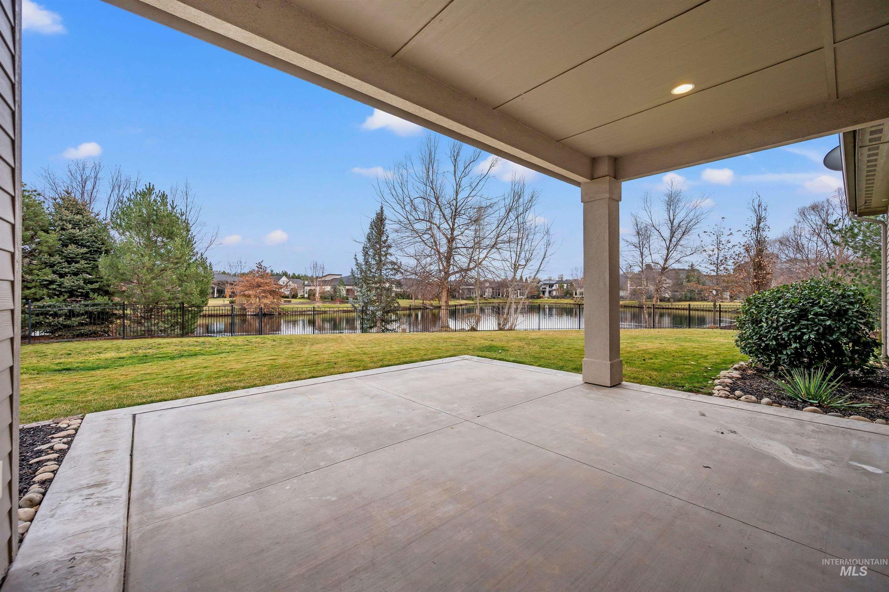 3022 S Creek Pointe Lane, Eagle, Idaho 83616, 5 Bedrooms, 4.5 Bathrooms, Residential For Sale, Price $1,400,000,MLS 98971524