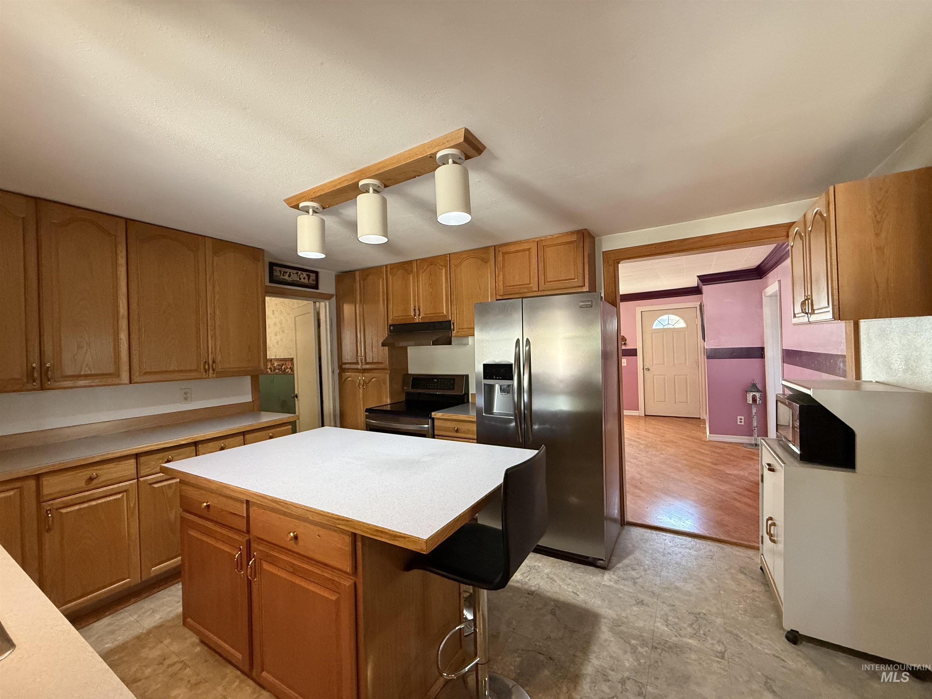 2395 Villard St, Pomeroy, Washington 99347, 3 Bedrooms, 1 Bathroom, Residential For Sale, Price $210,000,MLS 98971526