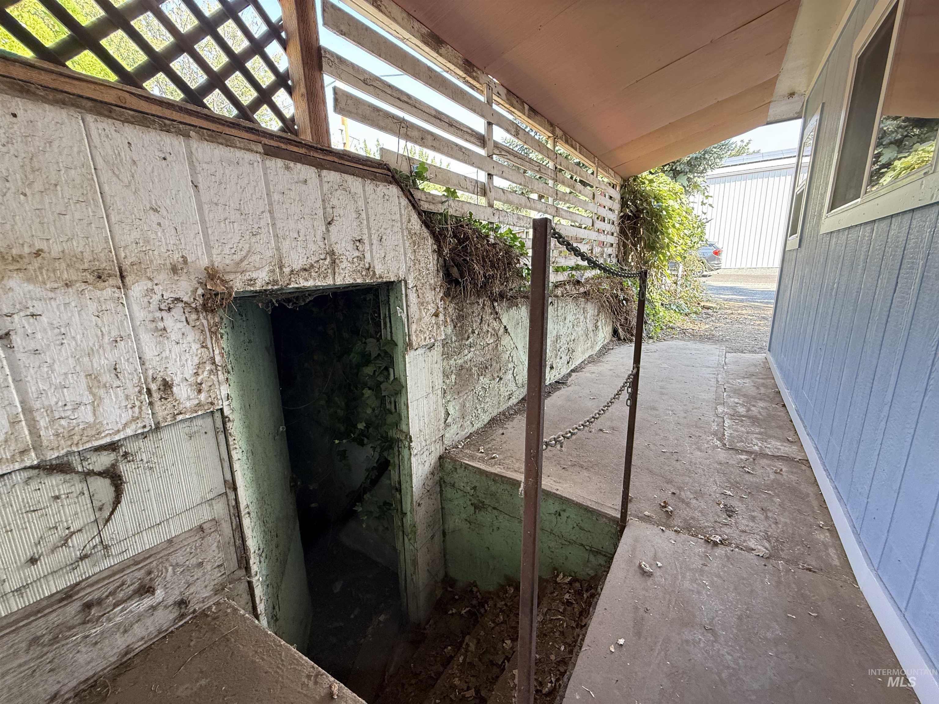 2395 Villard St, Pomeroy, Washington 99347, 3 Bedrooms, 1 Bathroom, Residential For Sale, Price $210,000,MLS 98971526