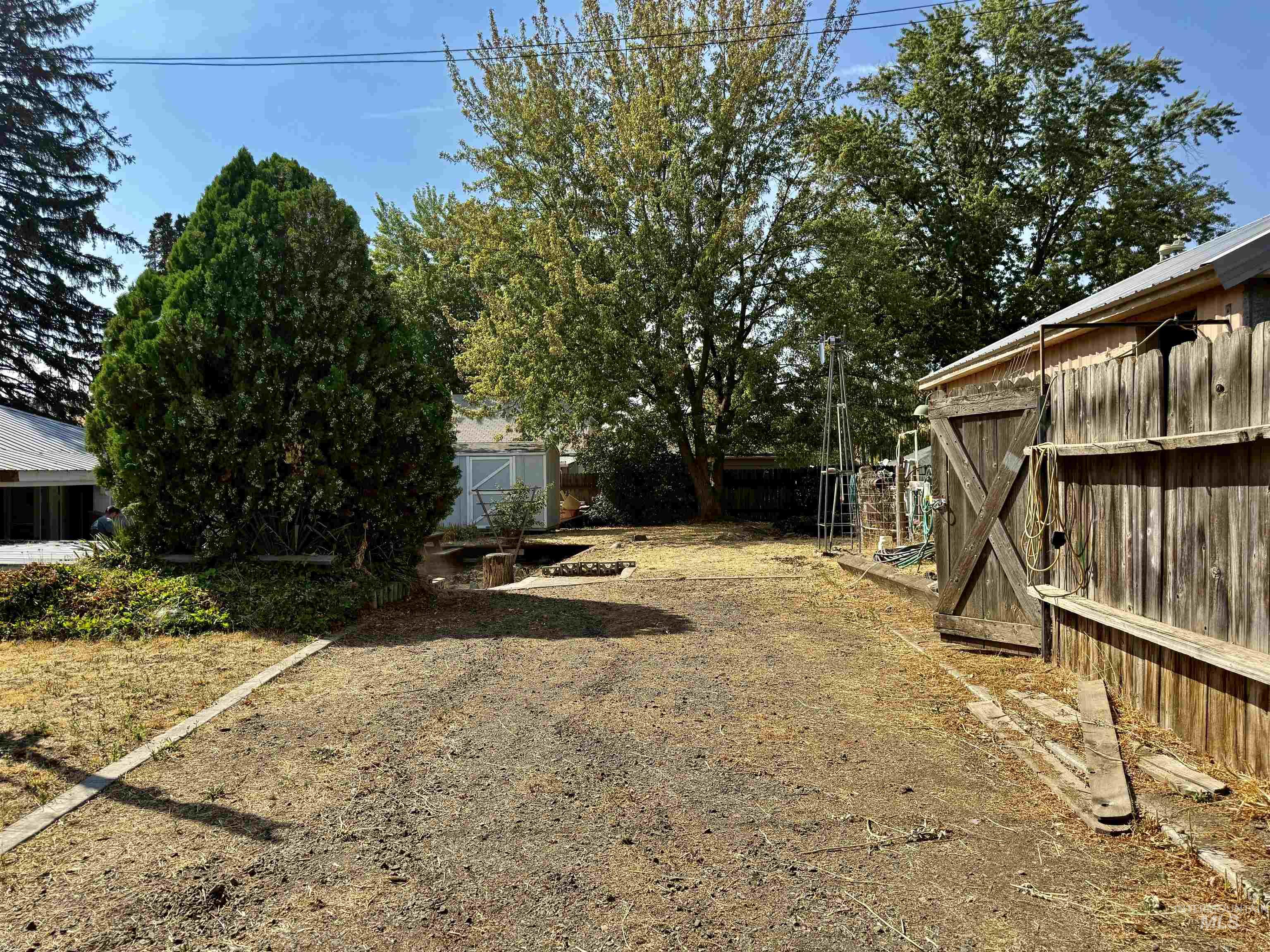 2395 Villard St, Pomeroy, Washington 99347, 3 Bedrooms, 1 Bathroom, Residential For Sale, Price $210,000,MLS 98971526