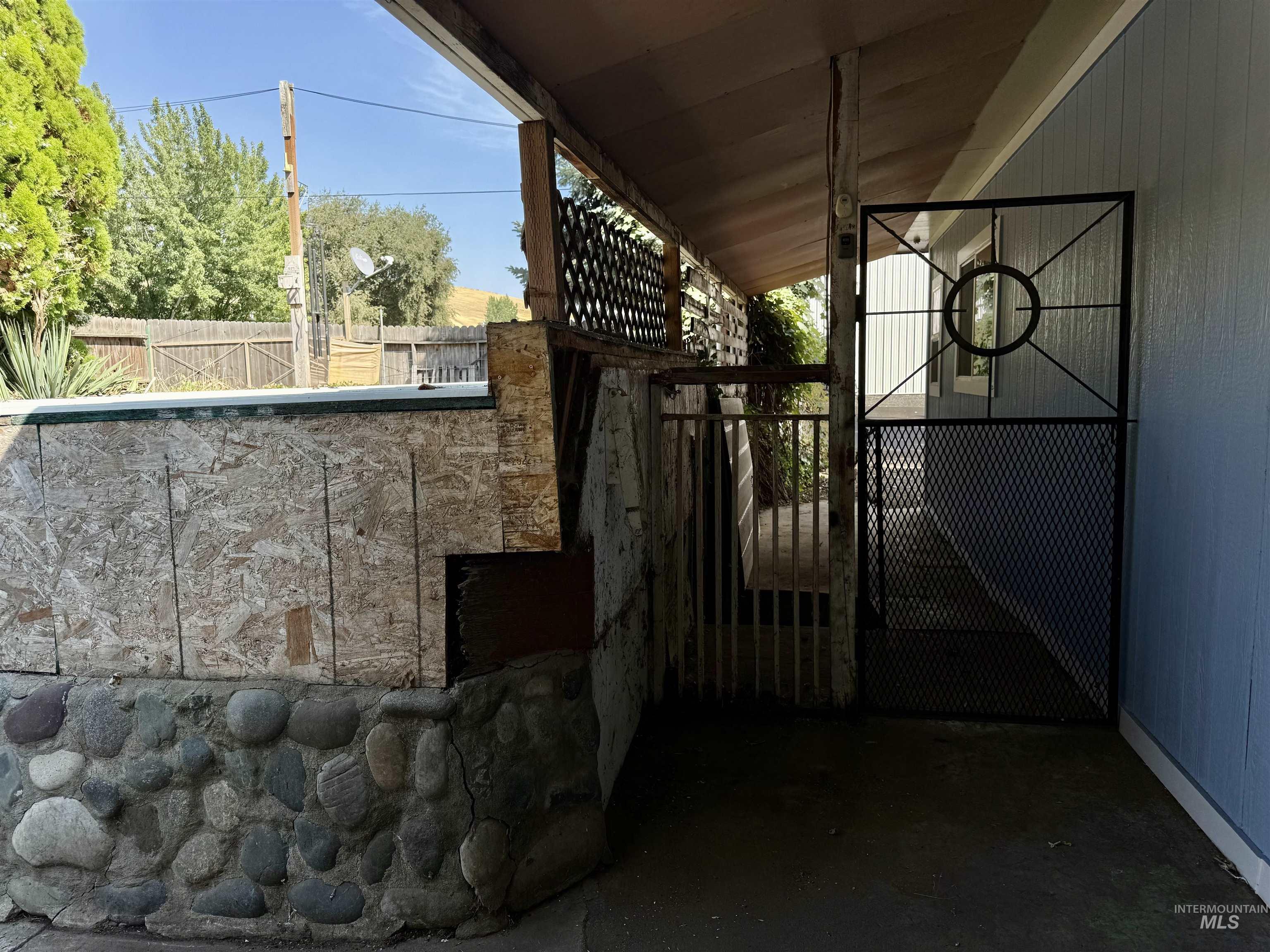 2395 Villard St, Pomeroy, Washington 99347, 3 Bedrooms, 1 Bathroom, Residential For Sale, Price $210,000,MLS 98971526