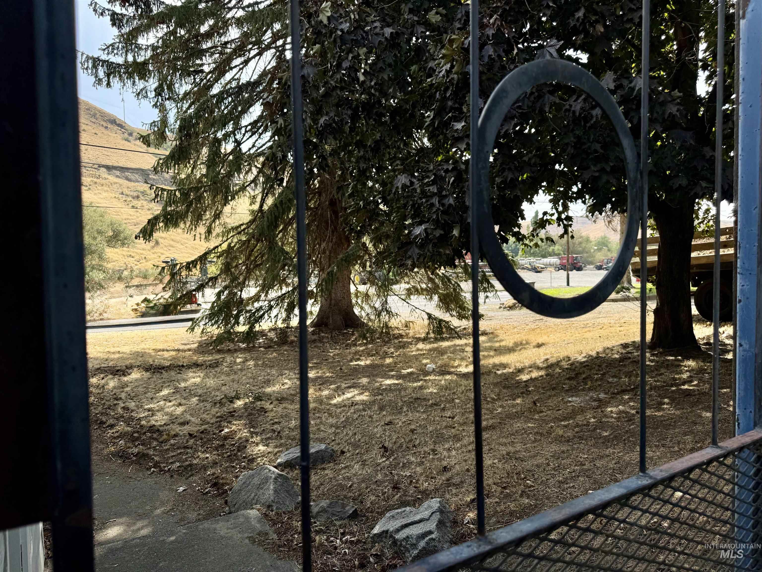 2395 Villard St, Pomeroy, Washington 99347, 3 Bedrooms, 1 Bathroom, Residential For Sale, Price $210,000,MLS 98971526