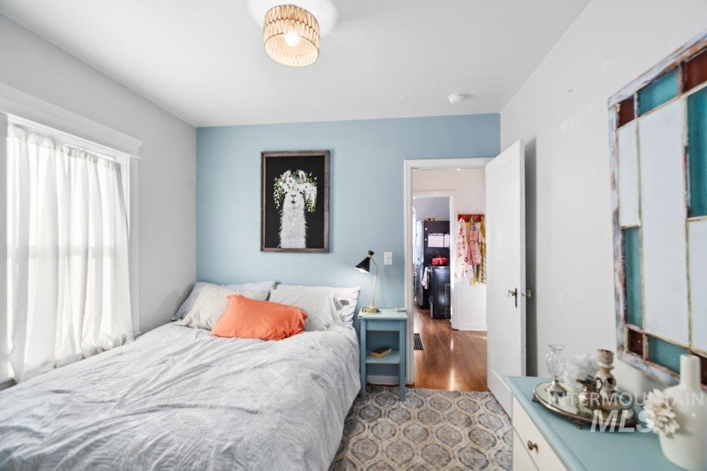 424 S VanBuren, Moscow, Idaho 83843, 3 Bedrooms, 2 Bathrooms, Residential For Sale, Price $659,000,MLS 98971527