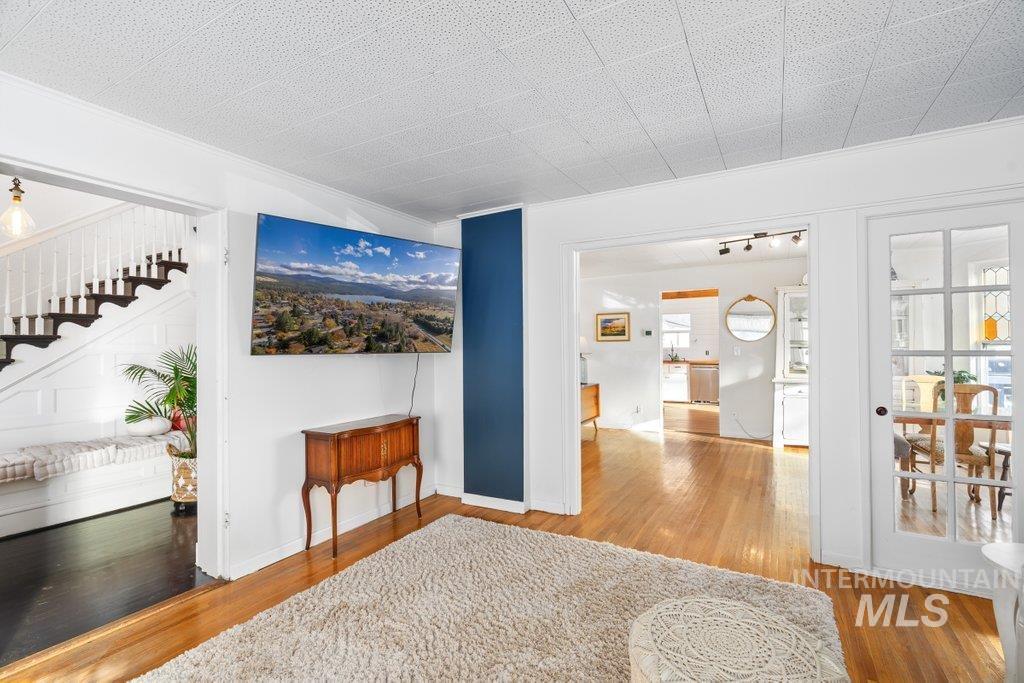 424 S VanBuren, Moscow, Idaho 83843, 3 Bedrooms, 2 Bathrooms, Residential For Sale, Price $659,000,MLS 98971527