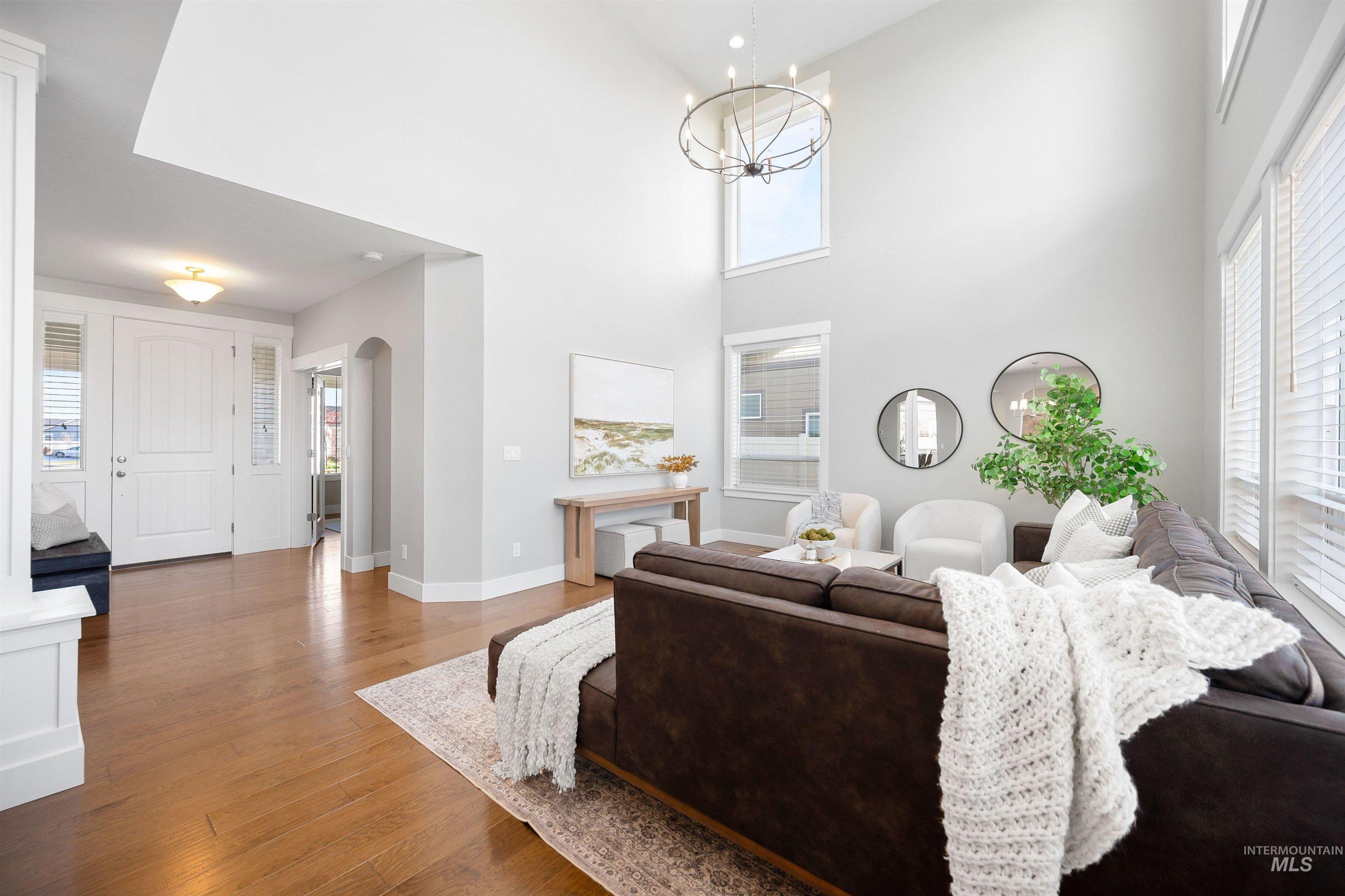 5270 N Mallorca Way, Meridian, Idaho 83646, 4 Bedrooms, 2.5 Bathrooms, Residential For Sale, Price $785,000,MLS 98971528