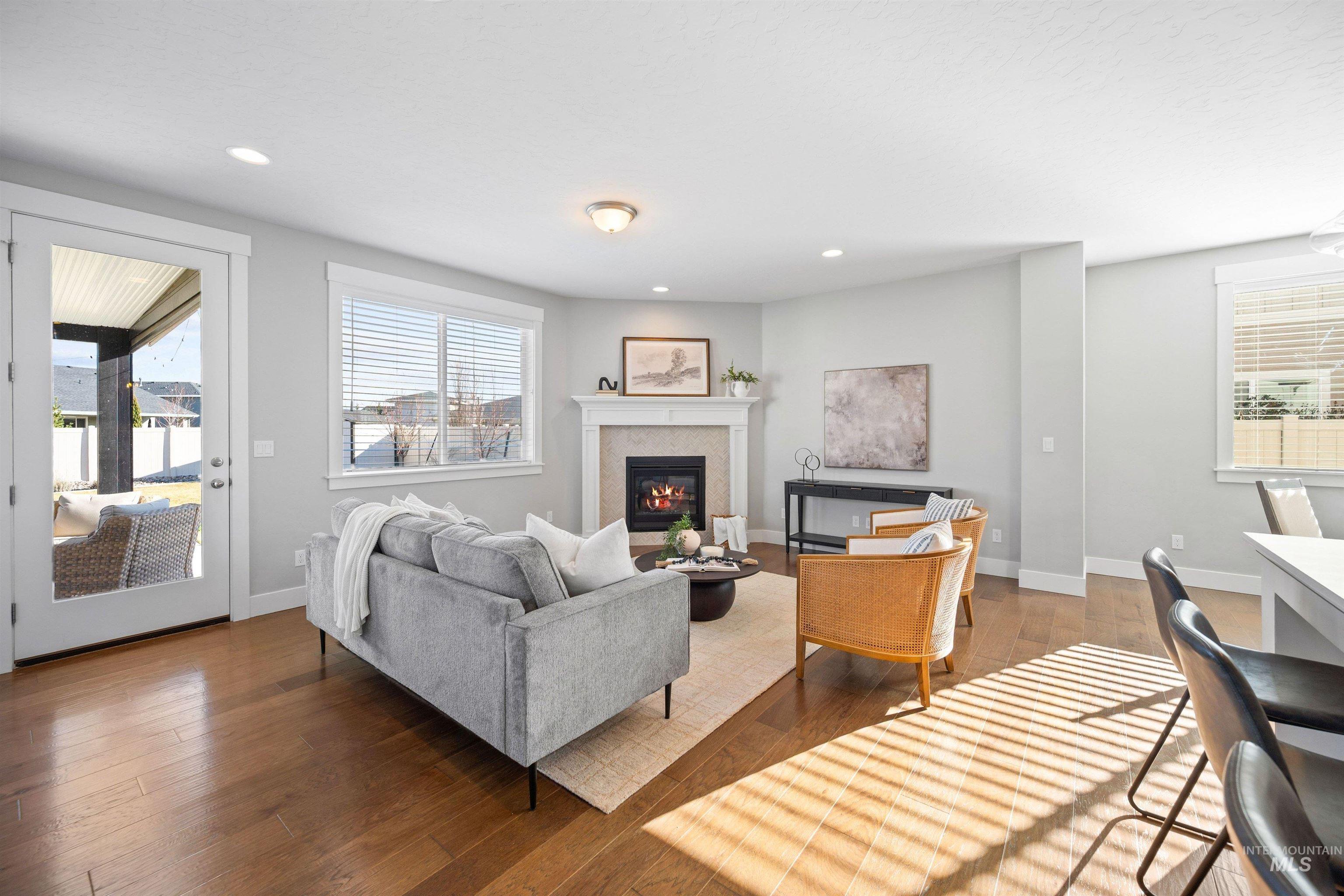 5270 N Mallorca Way, Meridian, Idaho 83646, 4 Bedrooms, 2.5 Bathrooms, Residential For Sale, Price $799,000,MLS 98971528