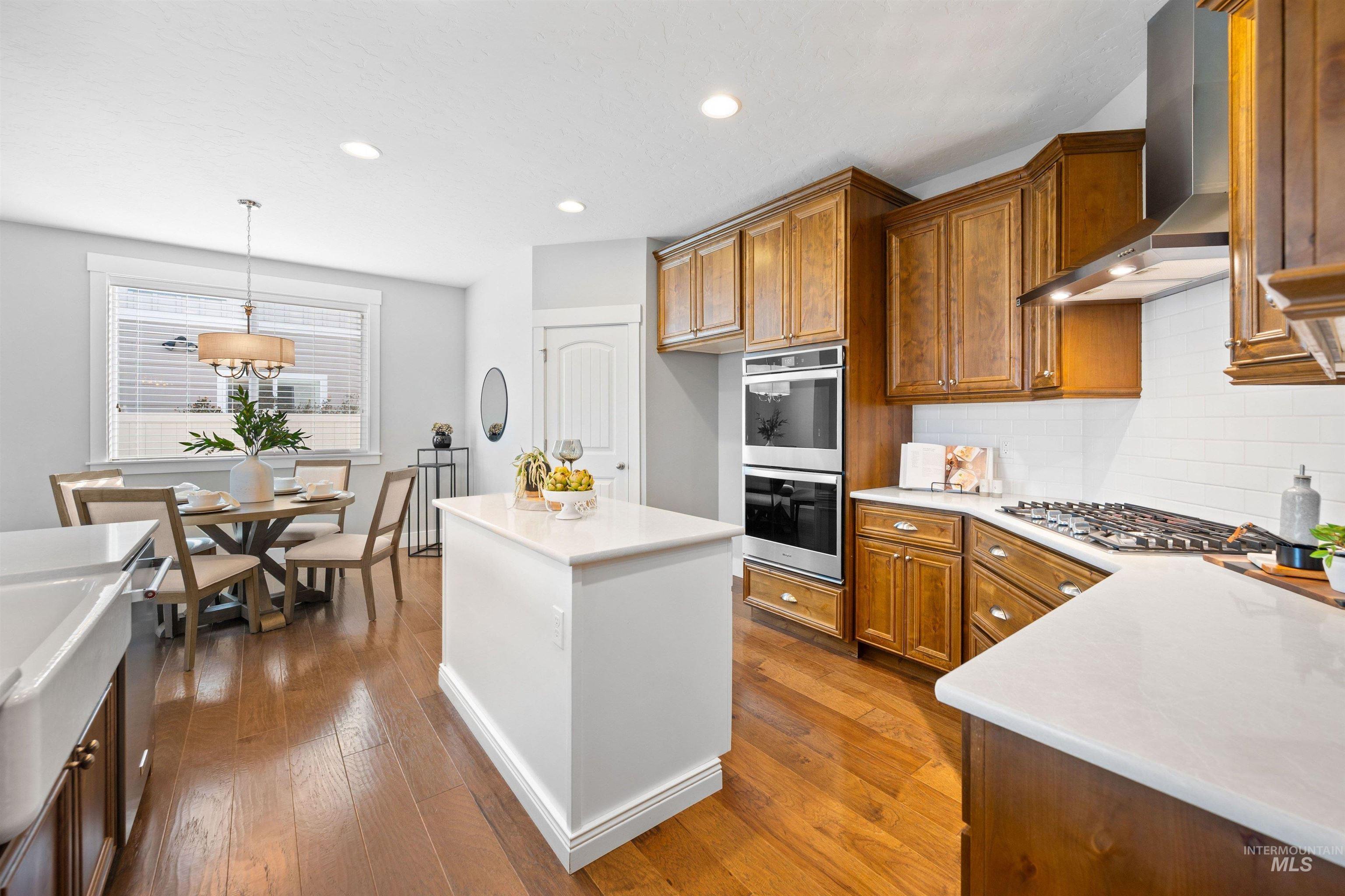 5270 N Mallorca Way, Meridian, Idaho 83646, 4 Bedrooms, 2.5 Bathrooms, Residential For Sale, Price $799,000,MLS 98971528