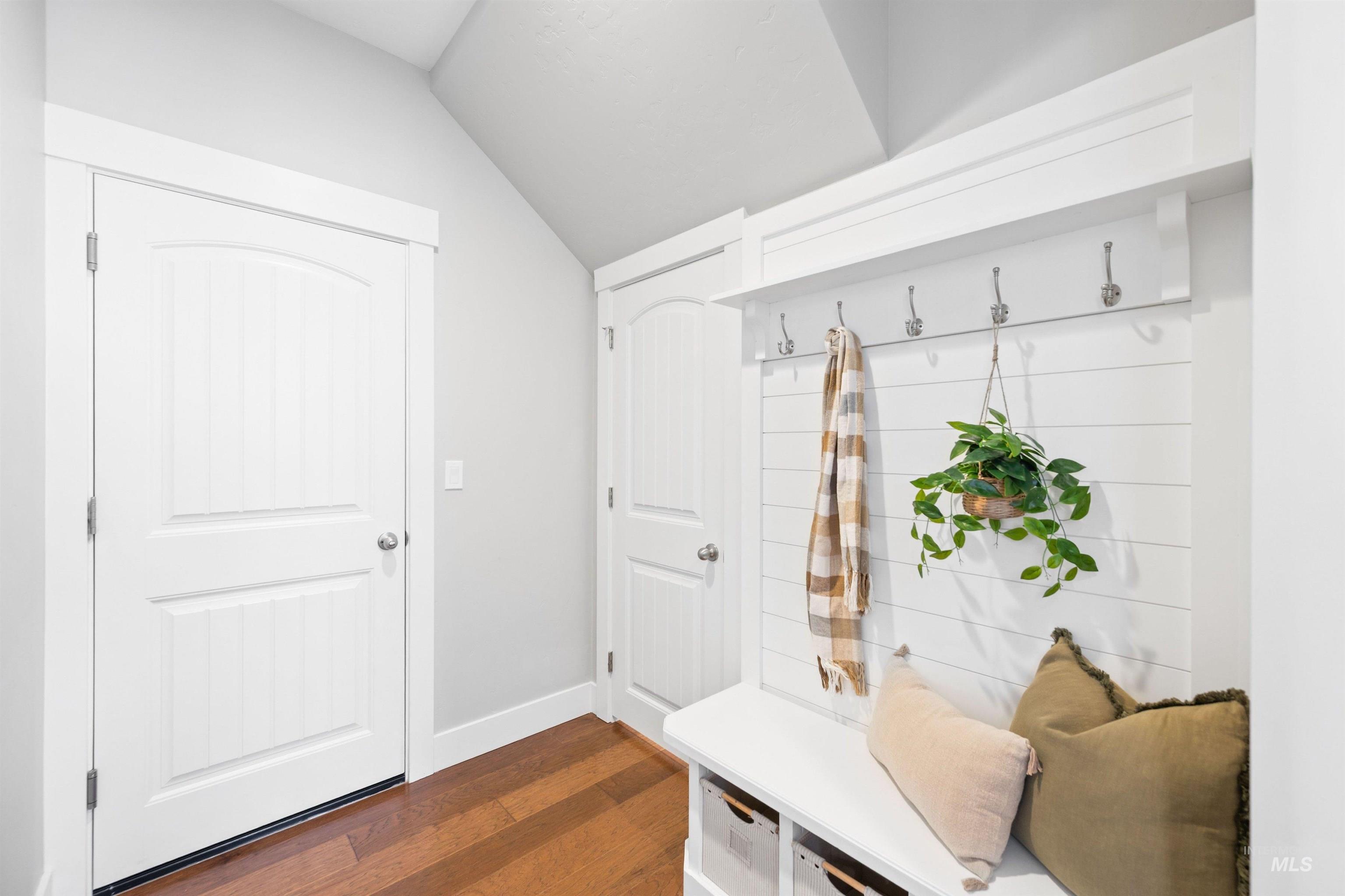 5270 N Mallorca Way, Meridian, Idaho 83646, 4 Bedrooms, 2.5 Bathrooms, Residential For Sale, Price $799,000,MLS 98971528