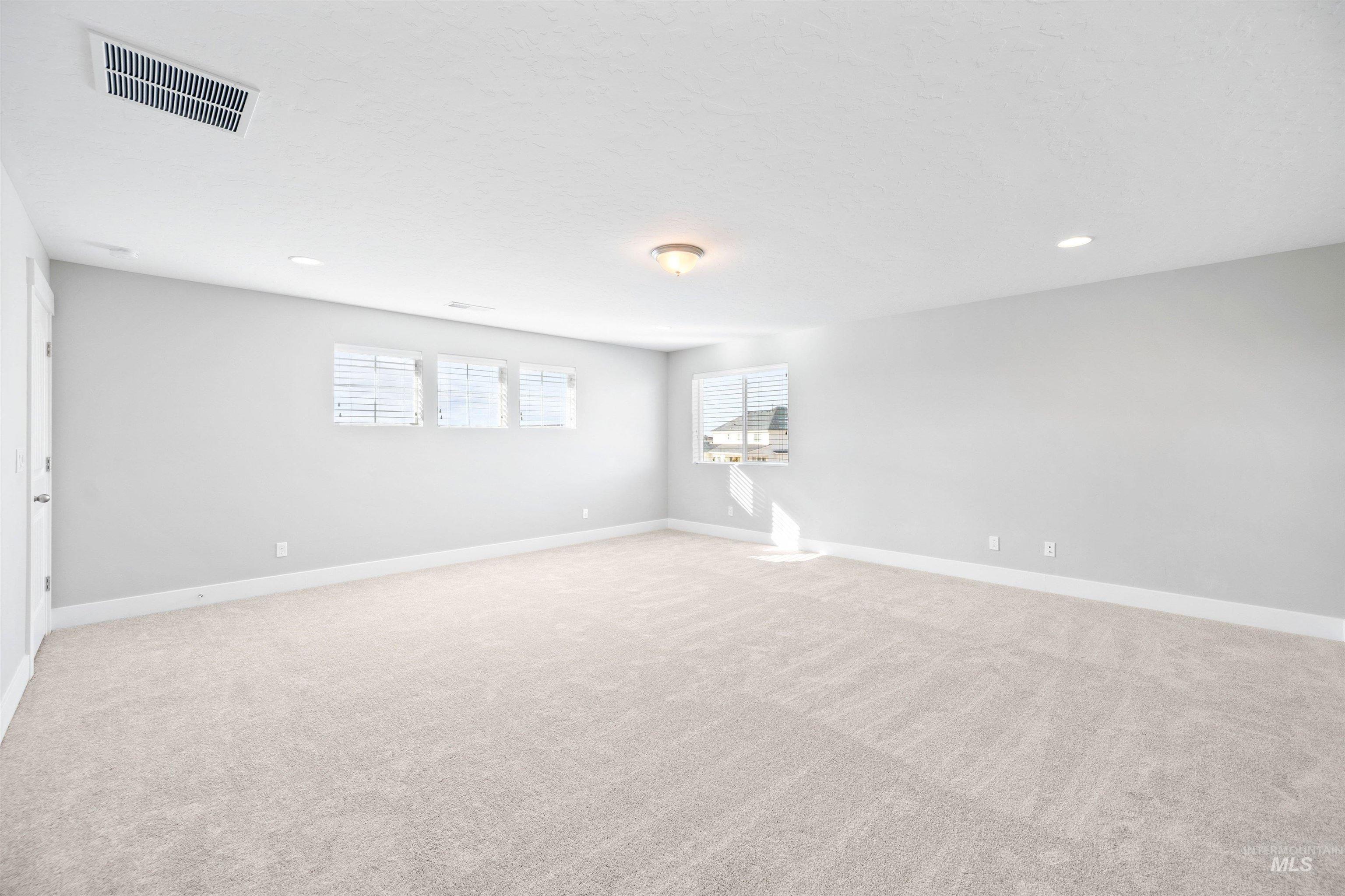 5270 N Mallorca Way, Meridian, Idaho 83646, 4 Bedrooms, 2.5 Bathrooms, Residential For Sale, Price $799,000,MLS 98971528