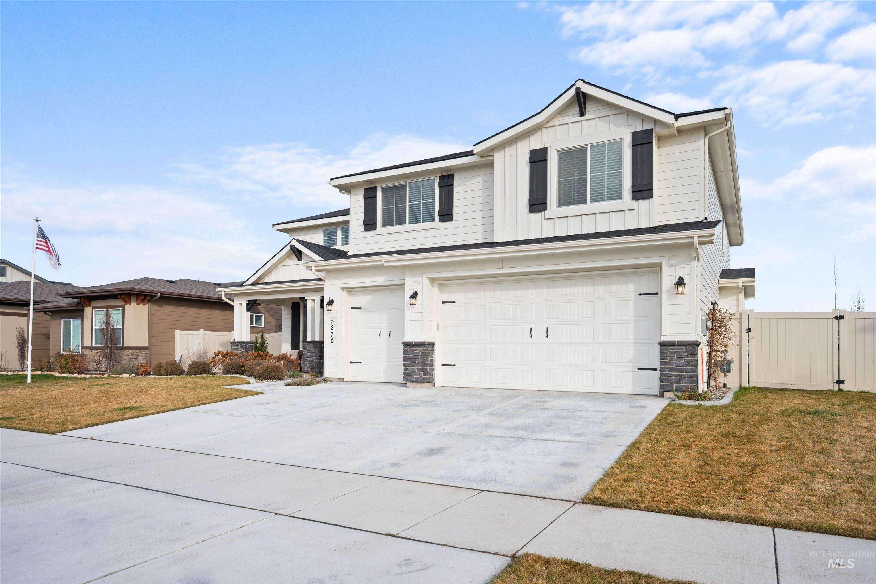 5270 N Mallorca Way, Meridian, Idaho 83646, 4 Bedrooms, 2.5 Bathrooms, Residential For Sale, Price $835,000,MLS 98971528