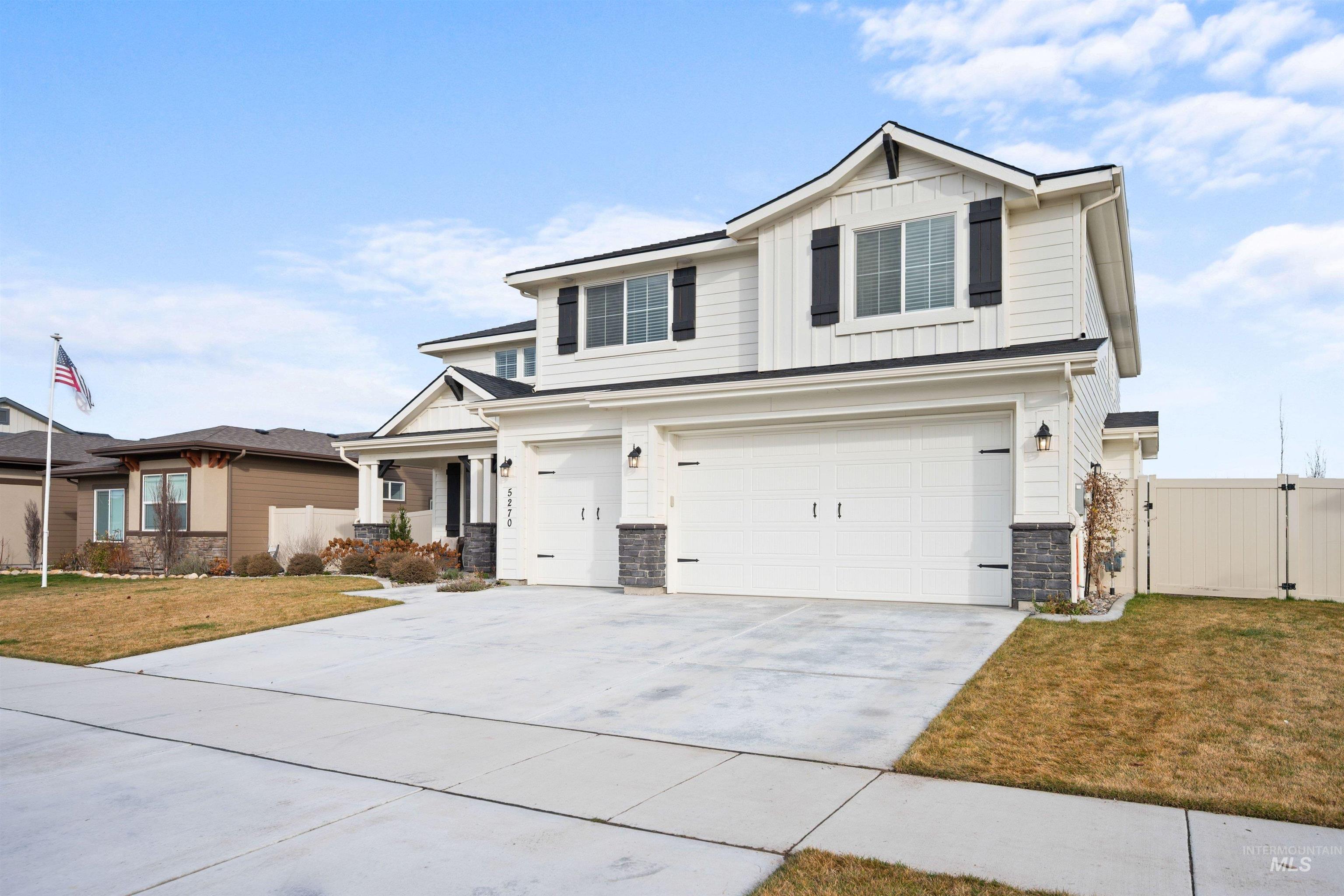 5270 N Mallorca Way, Meridian, Idaho 83646, 4 Bedrooms, 2.5 Bathrooms, Residential For Sale, Price $785,000,MLS 98971528