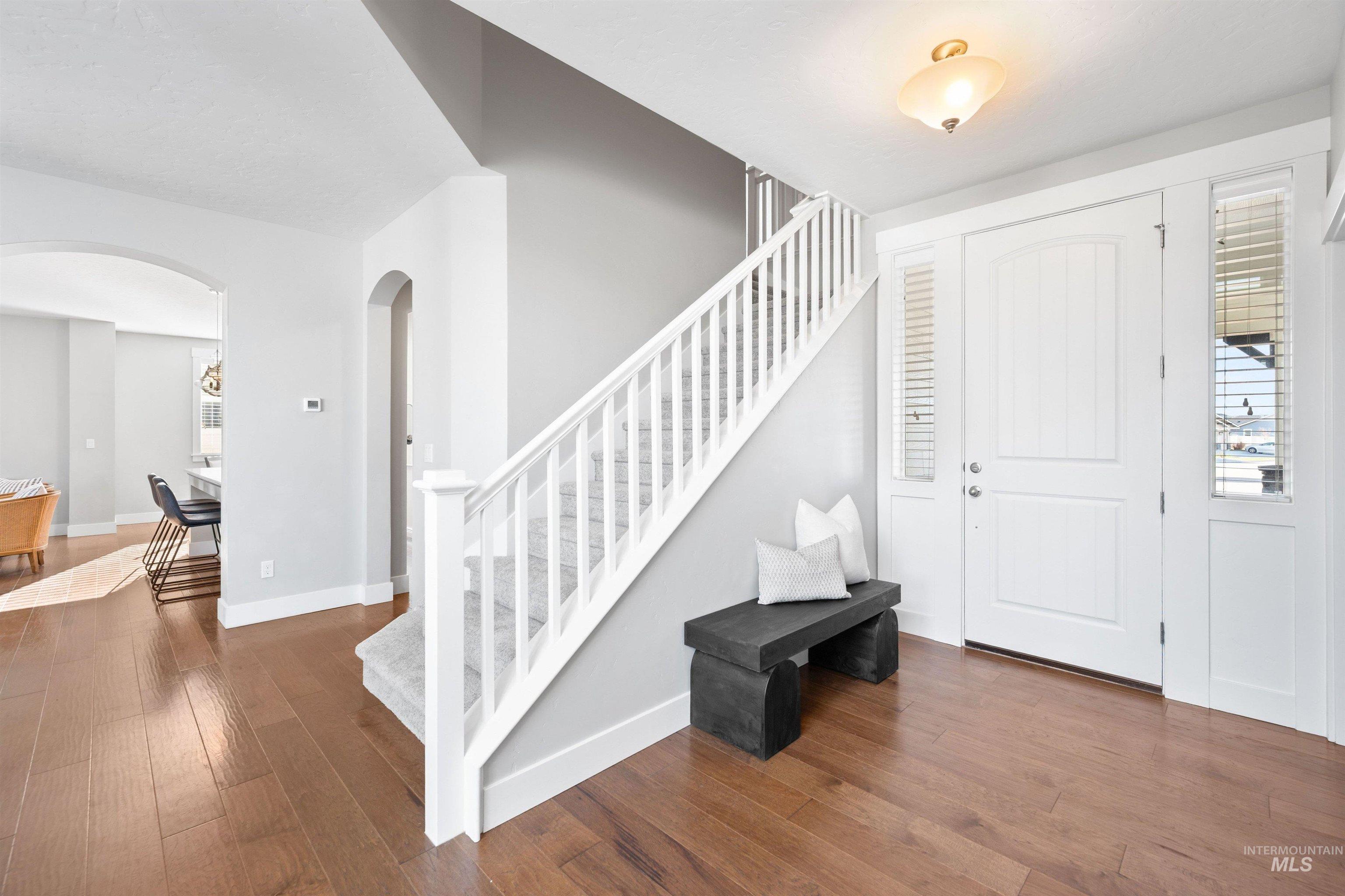 5270 N Mallorca Way, Meridian, Idaho 83646, 4 Bedrooms, 2.5 Bathrooms, Residential For Sale, Price $785,000,MLS 98971528