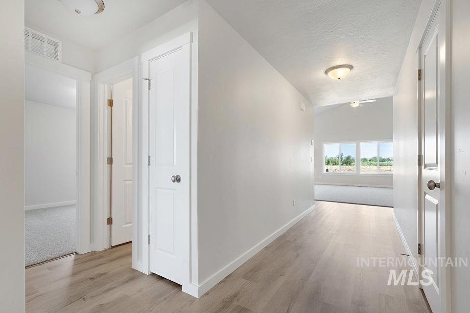 1668 Kayak Rd, Emmett, Idaho 83617, 4 Bedrooms, 3 Bathrooms, Residential For Sale, Price $499,999,MLS 98971529