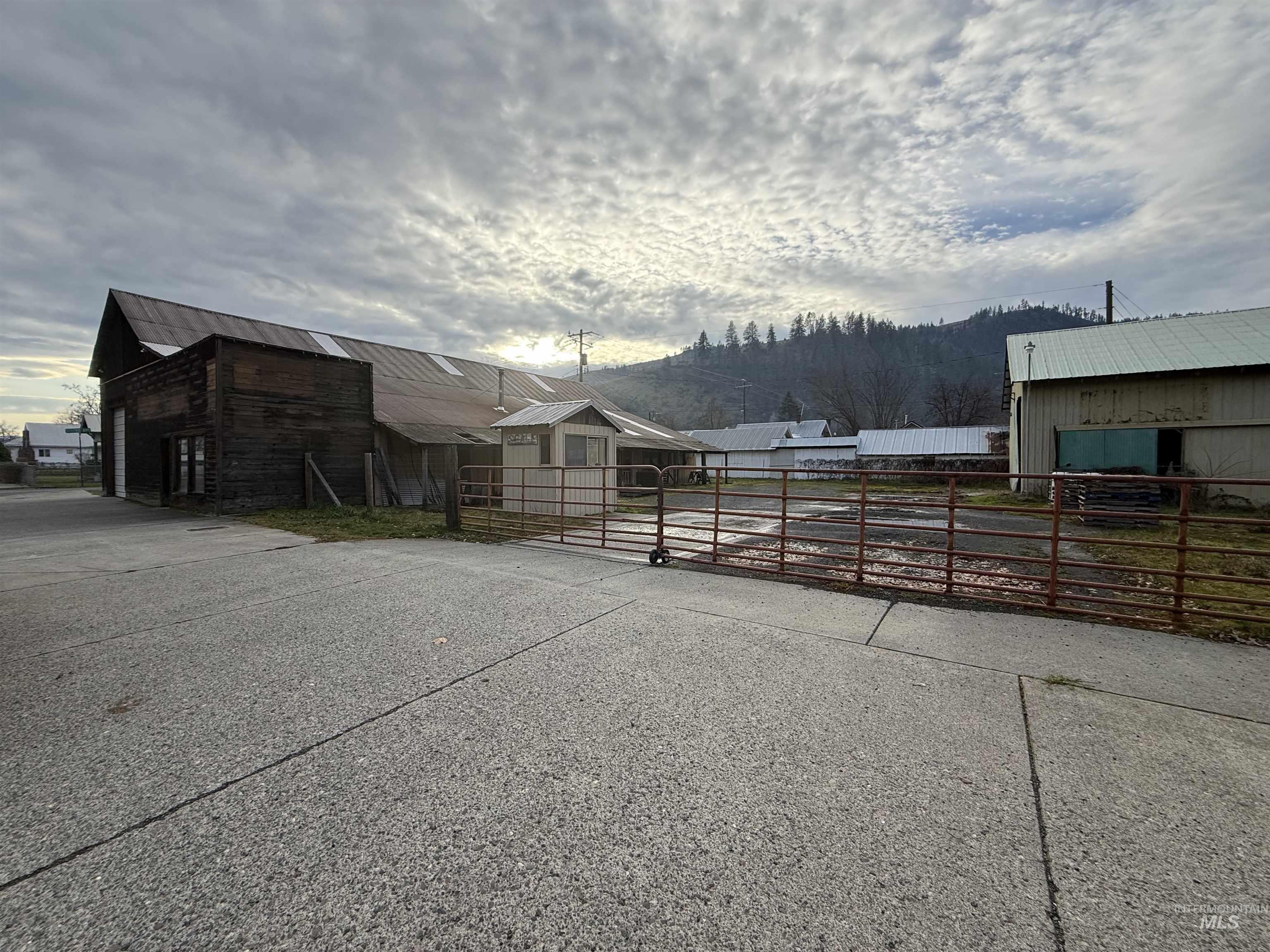 130 S MaiN, Kooskia, Idaho 83539, Business/Commercial For Sale, Price $400,000,MLS 98971530