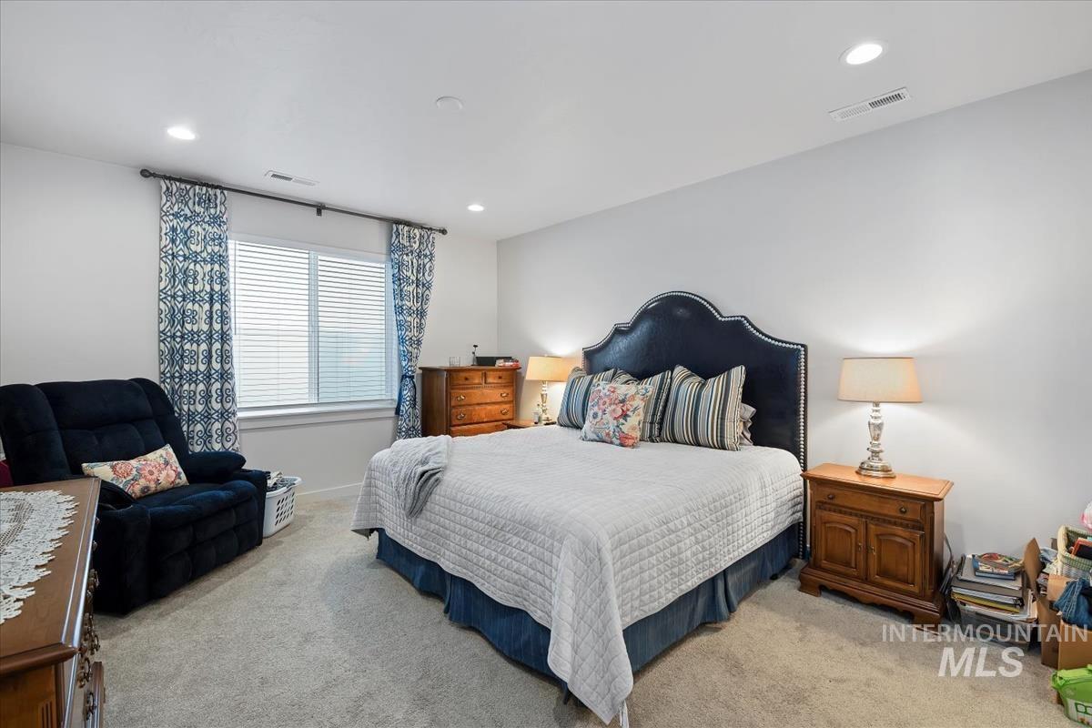 18566 White Rose Pl, Nampa, Idaho 83687, 4 Bedrooms, 2 Bathrooms, Residential For Sale, Price $449,900,MLS 98971531