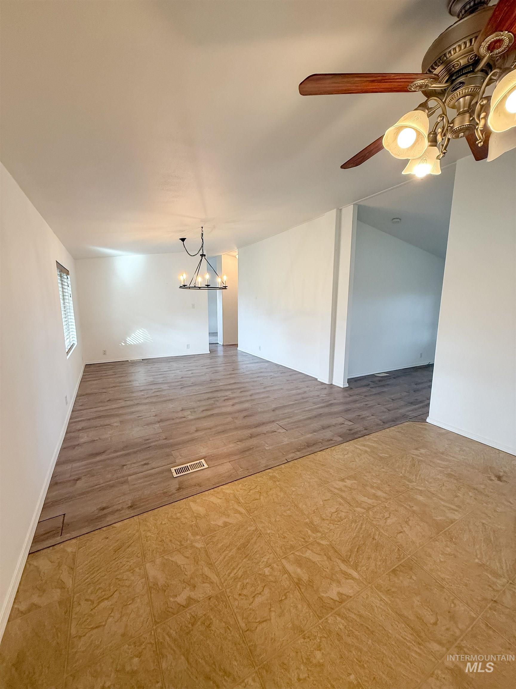 11205 Dally Lane, Middleton, Idaho 83644, 3 Bedrooms, 2 Bathrooms, Residential For Sale, Price $550,000,MLS 98971532