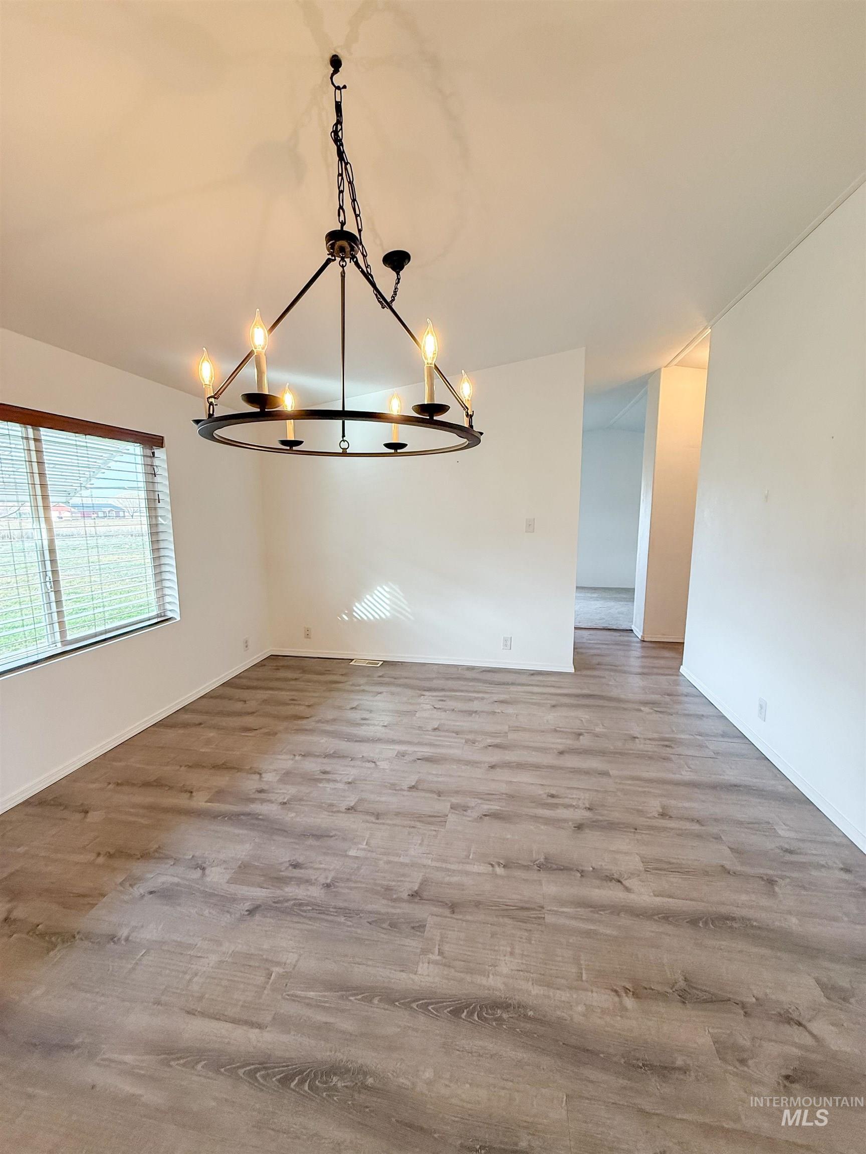 11205 Dally Lane, Middleton, Idaho 83644, 3 Bedrooms, 2 Bathrooms, Residential For Sale, Price $550,000,MLS 98971532