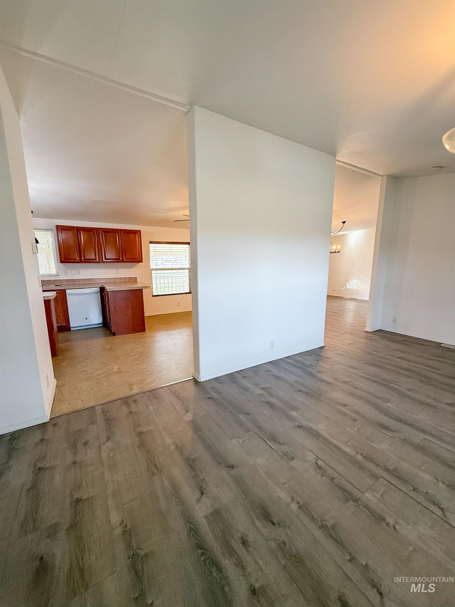 11205 Dally Lane, Middleton, Idaho 83644, 3 Bedrooms, 2 Bathrooms, Residential For Sale, Price $550,000,MLS 98971532