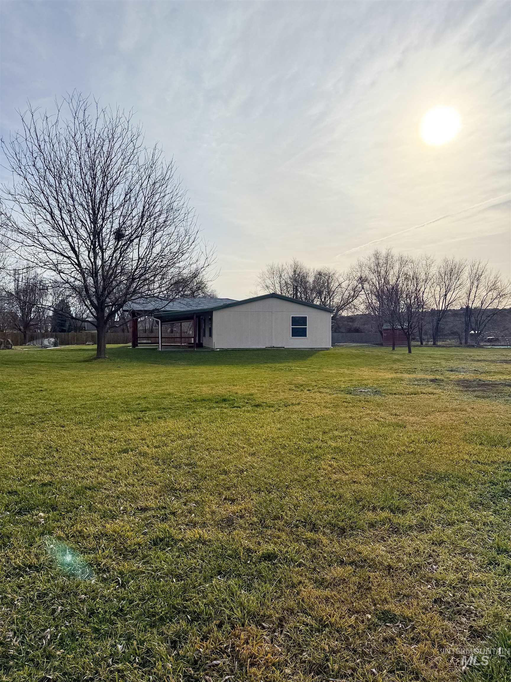 11205 Dally Lane, Middleton, Idaho 83644, 3 Bedrooms, 2 Bathrooms, Residential For Sale, Price $550,000,MLS 98971532