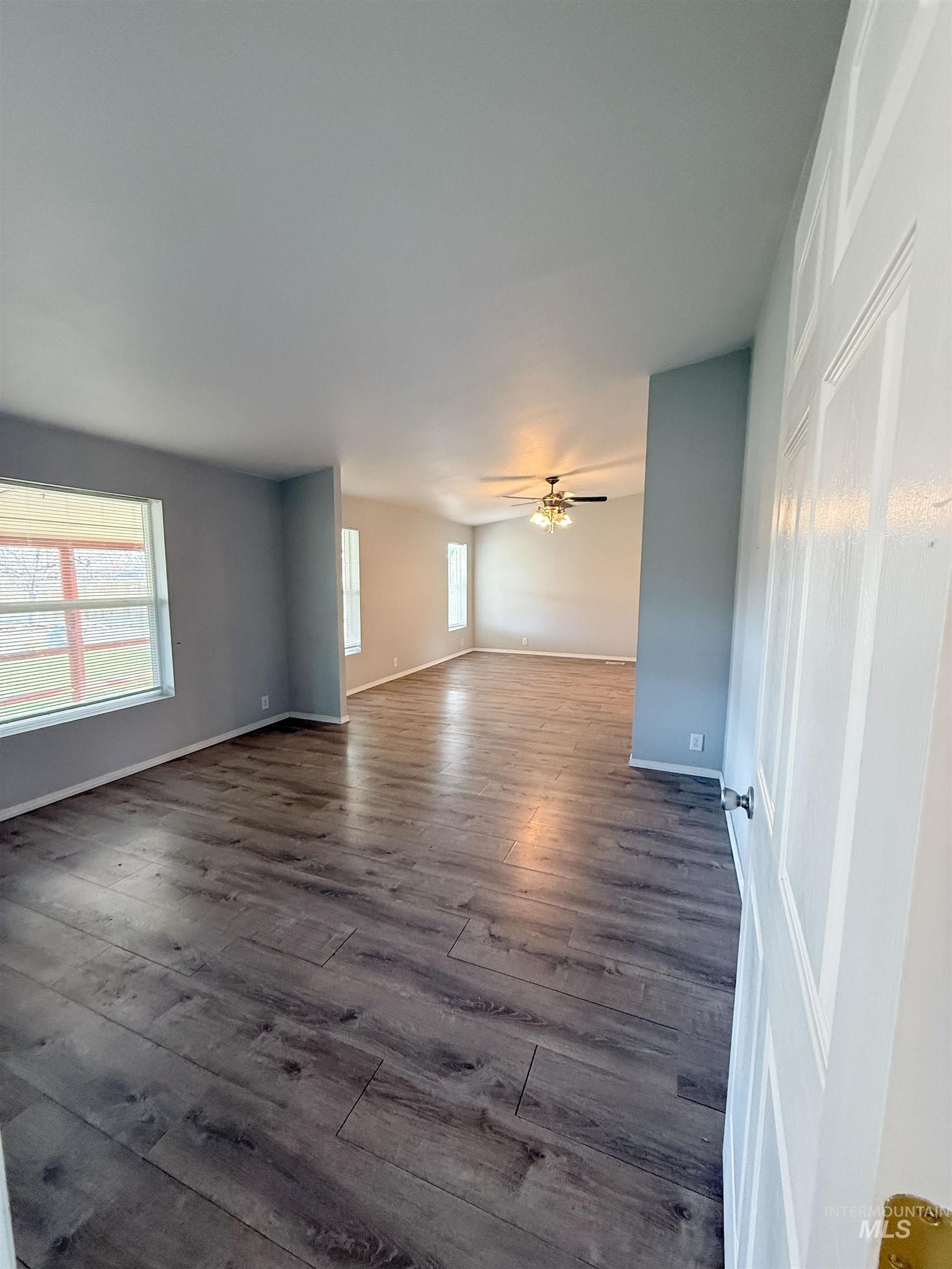 11205 Dally Lane, Middleton, Idaho 83644, 3 Bedrooms, 2 Bathrooms, Residential For Sale, Price $550,000,MLS 98971532