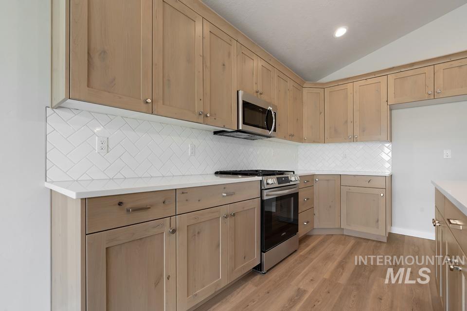 1355 Crescent St, Weiser, Idaho 83672, 4 Bedrooms, 3 Bathrooms, Residential For Sale, Price $471,679,MLS 98971536