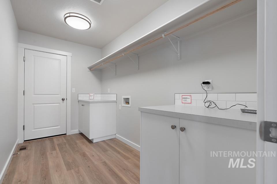 1355 Crescent St, Weiser, Idaho 83672, 4 Bedrooms, 3 Bathrooms, Residential For Sale, Price $471,679,MLS 98971536