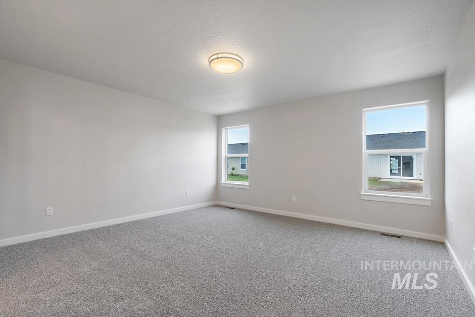 1355 Crescent St, Weiser, Idaho 83672, 4 Bedrooms, 3 Bathrooms, Residential For Sale, Price $471,679,MLS 98971536