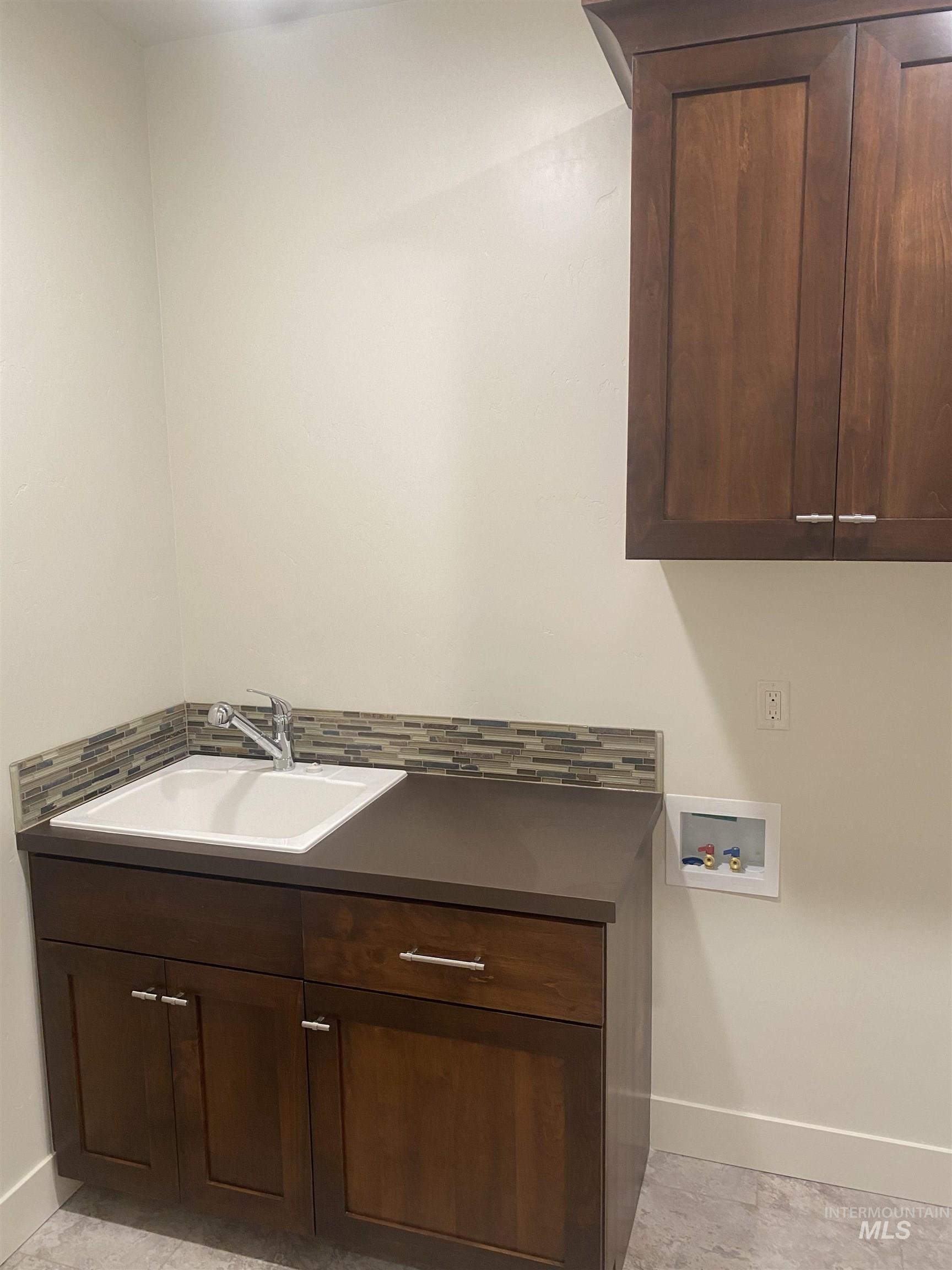 2492 E Hidden Creek Street, Nampa, Idaho 83687, 3 Bedrooms, 2 Bathrooms, Residential For Sale, Price $374,900,MLS 98971538