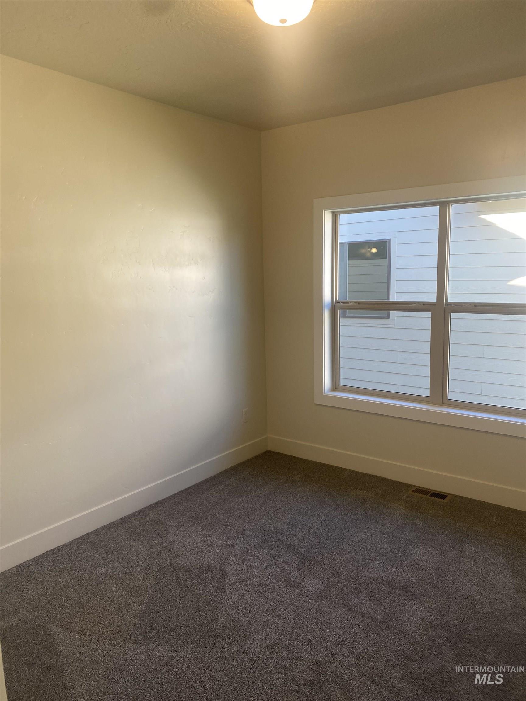 2492 E Hidden Creek Street, Nampa, Idaho 83687, 3 Bedrooms, 2 Bathrooms, Residential For Sale, Price $374,900,MLS 98971538