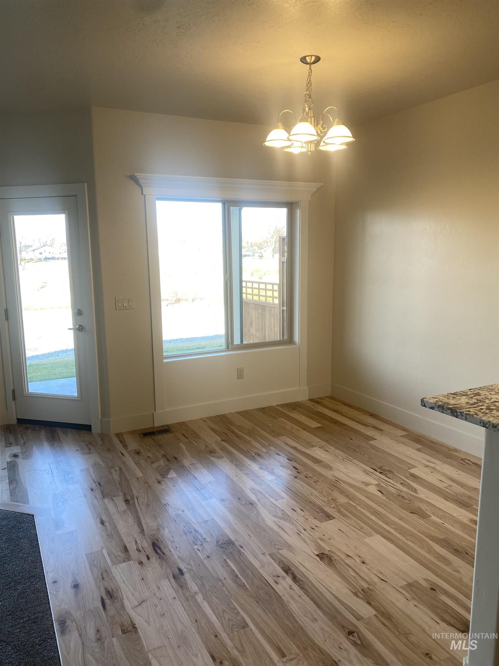 2492 E Hidden Creek Street, Nampa, Idaho 83687, 3 Bedrooms, 2 Bathrooms, Residential For Sale, Price $374,900,MLS 98971538