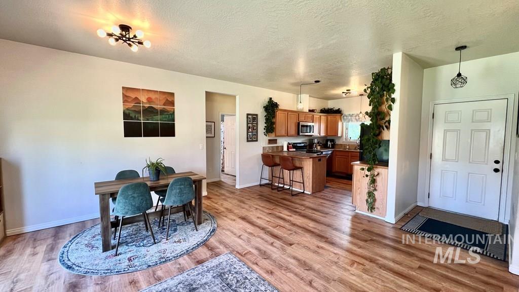 16 Buckskin Dr, Donnelly, Idaho 83615, 3 Bedrooms, 2 Bathrooms, Residential For Sale, Price $395,900,MLS 98971539