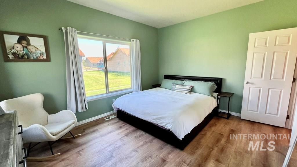 16 Buckskin Dr, Donnelly, Idaho 83615, 3 Bedrooms, 2 Bathrooms, Residential For Sale, Price $395,900,MLS 98971539