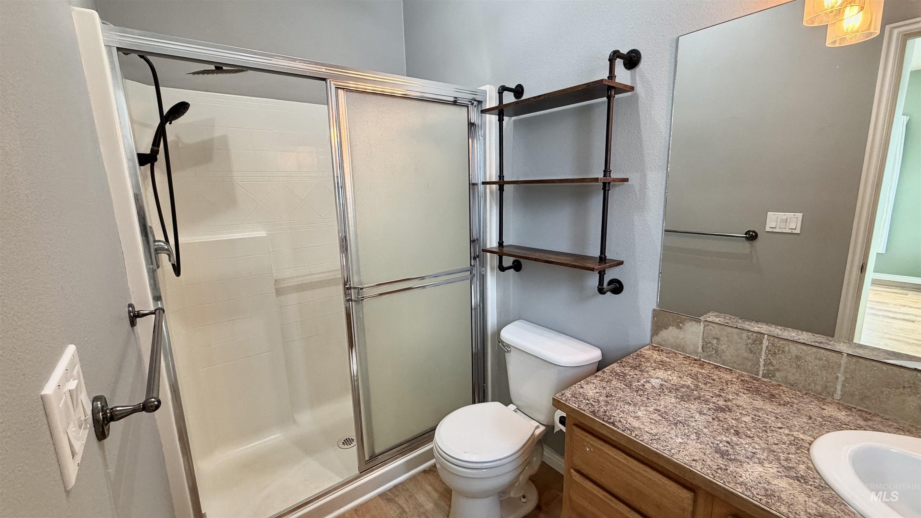 16 Buckskin Dr, Donnelly, Idaho 83615, 3 Bedrooms, 2 Bathrooms, Residential For Sale, Price $395,900,MLS 98971539