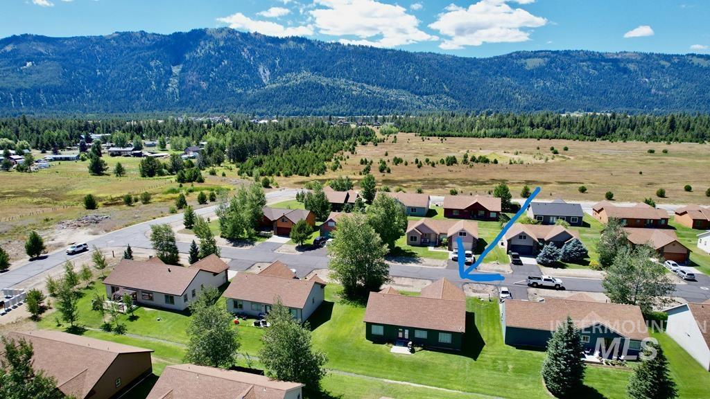 16 Buckskin Dr, Donnelly, Idaho 83615, 3 Bedrooms, 2 Bathrooms, Residential For Sale, Price $395,900,MLS 98971539