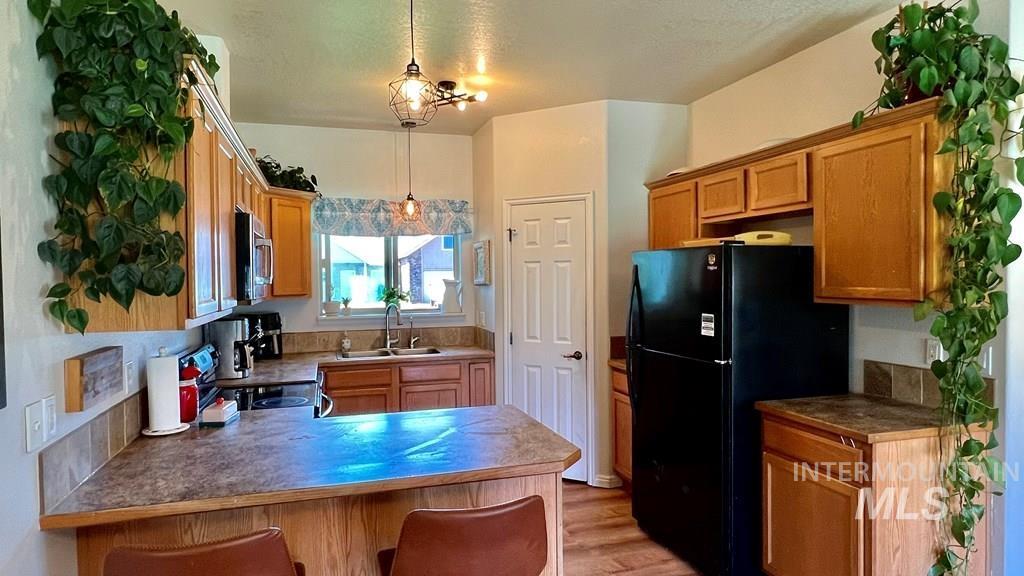 16 Buckskin Dr, Donnelly, Idaho 83615, 3 Bedrooms, 2 Bathrooms, Residential For Sale, Price $395,900,MLS 98971539