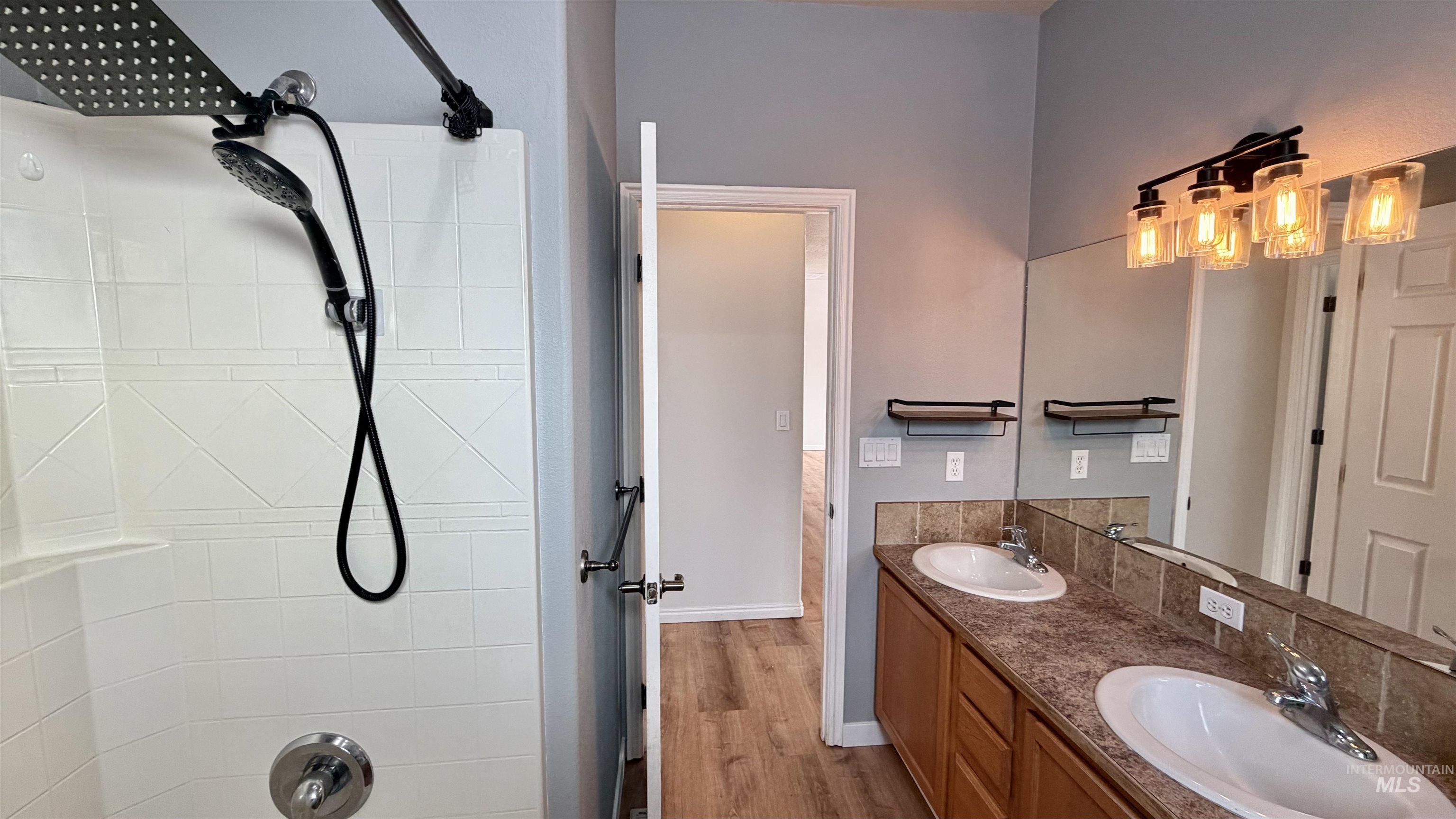 16 Buckskin Dr, Donnelly, Idaho 83615, 3 Bedrooms, 2 Bathrooms, Residential For Sale, Price $395,900,MLS 98971539