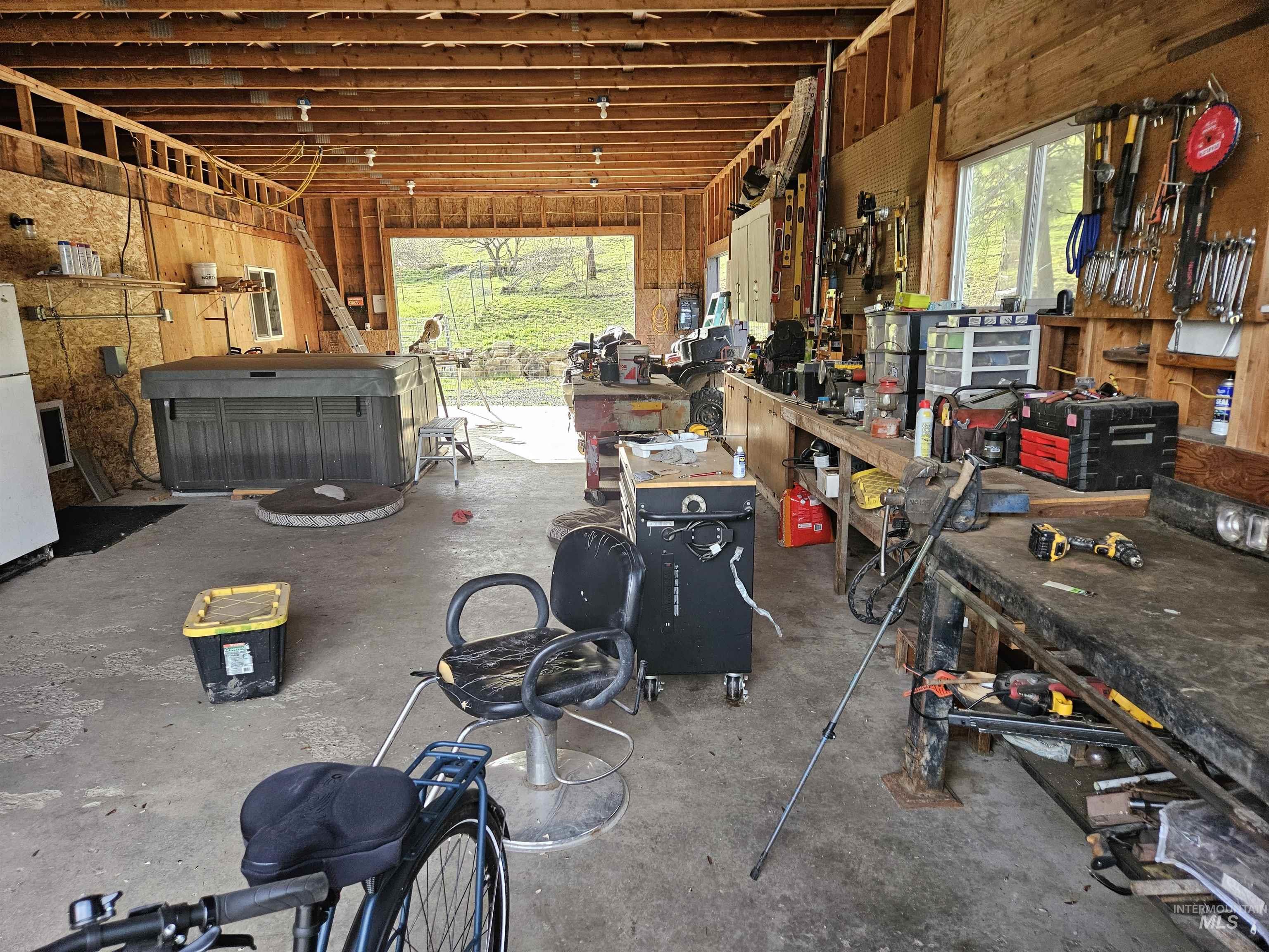 4633 Harmony Heights, Orofino, Idaho 83544, 3 Bedrooms, 1 Bathroom, Residential For Sale, Price $524,000,MLS 98971540