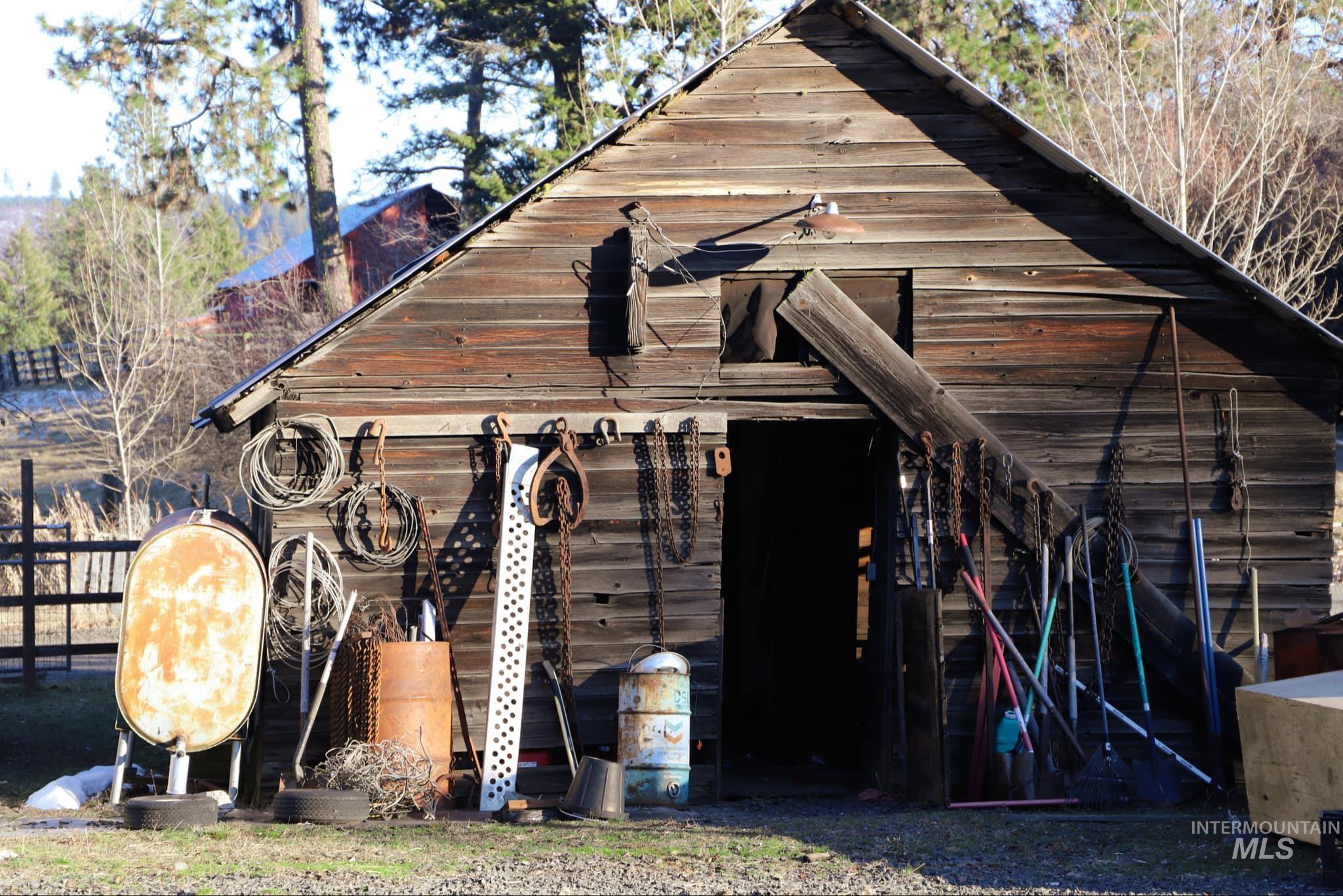 4633 Harmony Heights, Orofino, Idaho 83544, 3 Bedrooms, 1 Bathroom, Residential For Sale, Price $524,000,MLS 98971540